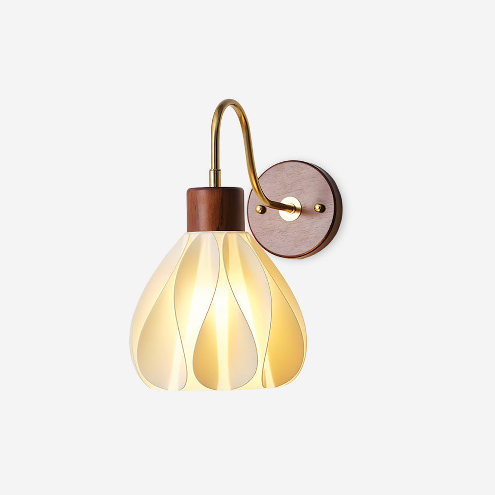 Pivona Glass Wall Lamp