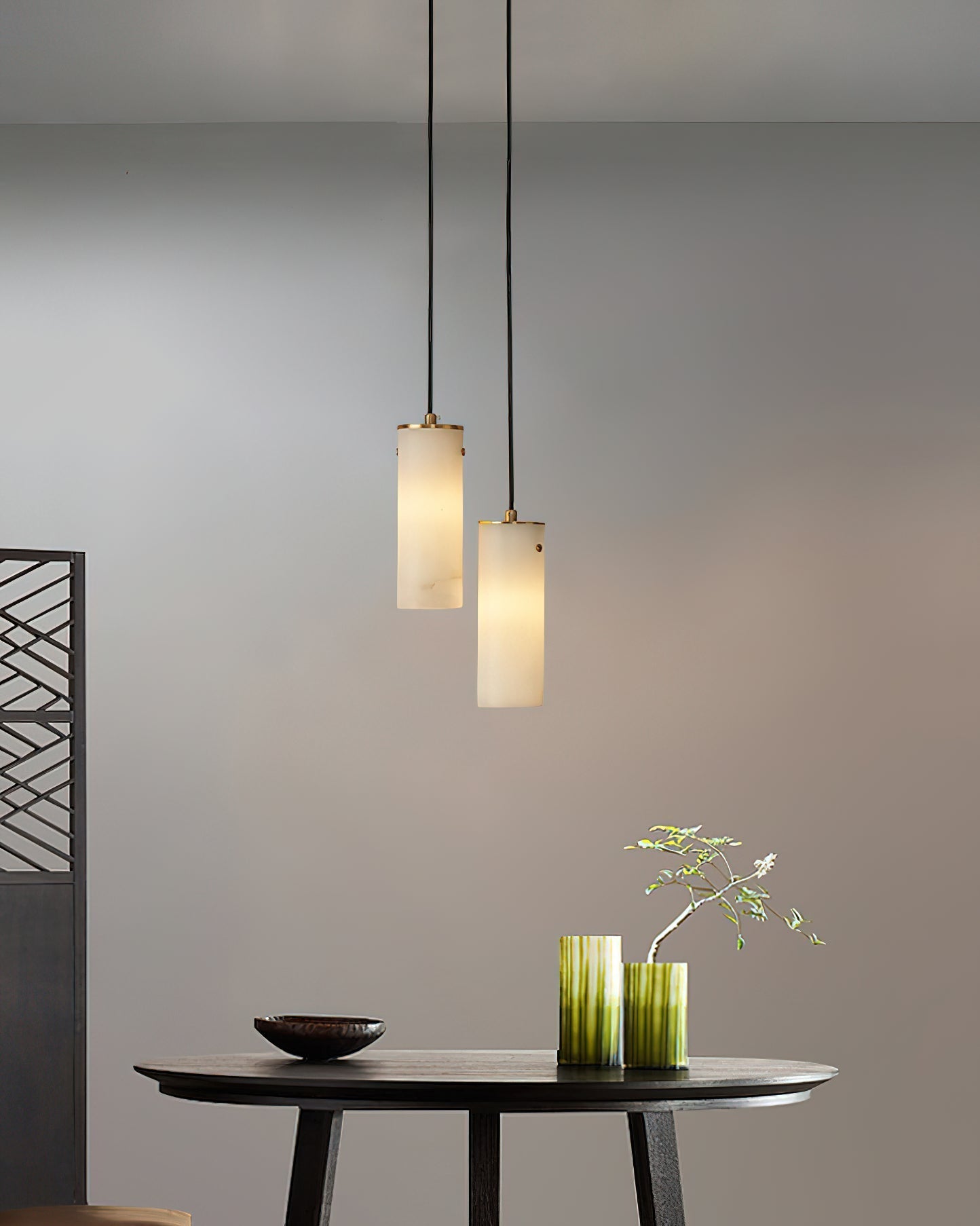Lyvina Vertical Alabaster Pendant Light-Neutral Decor