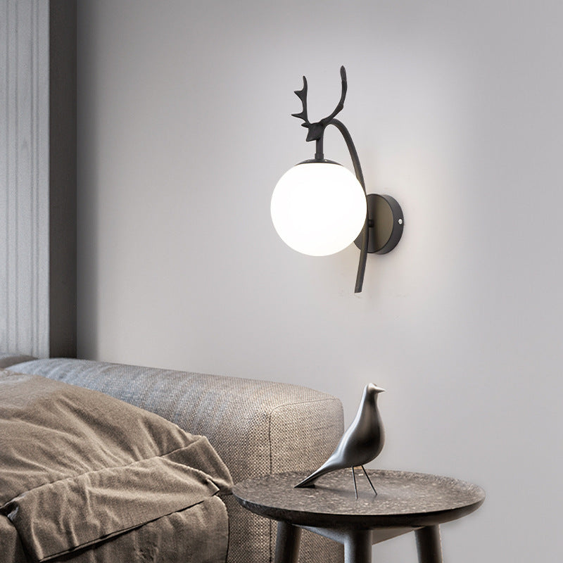Valentina Modern Art-Deco Deer Bedside Wall Lamp, Black/Gold - Neutral Decor