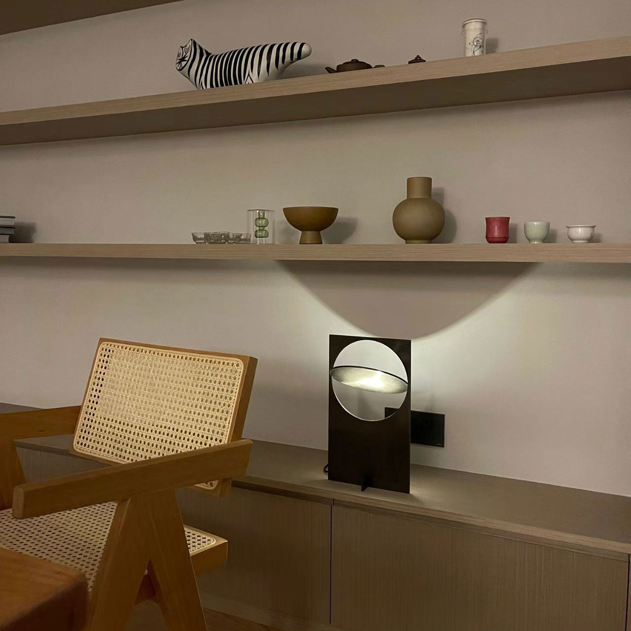 Sixor Steel Futuristic Table Lamp-Neutral Decor