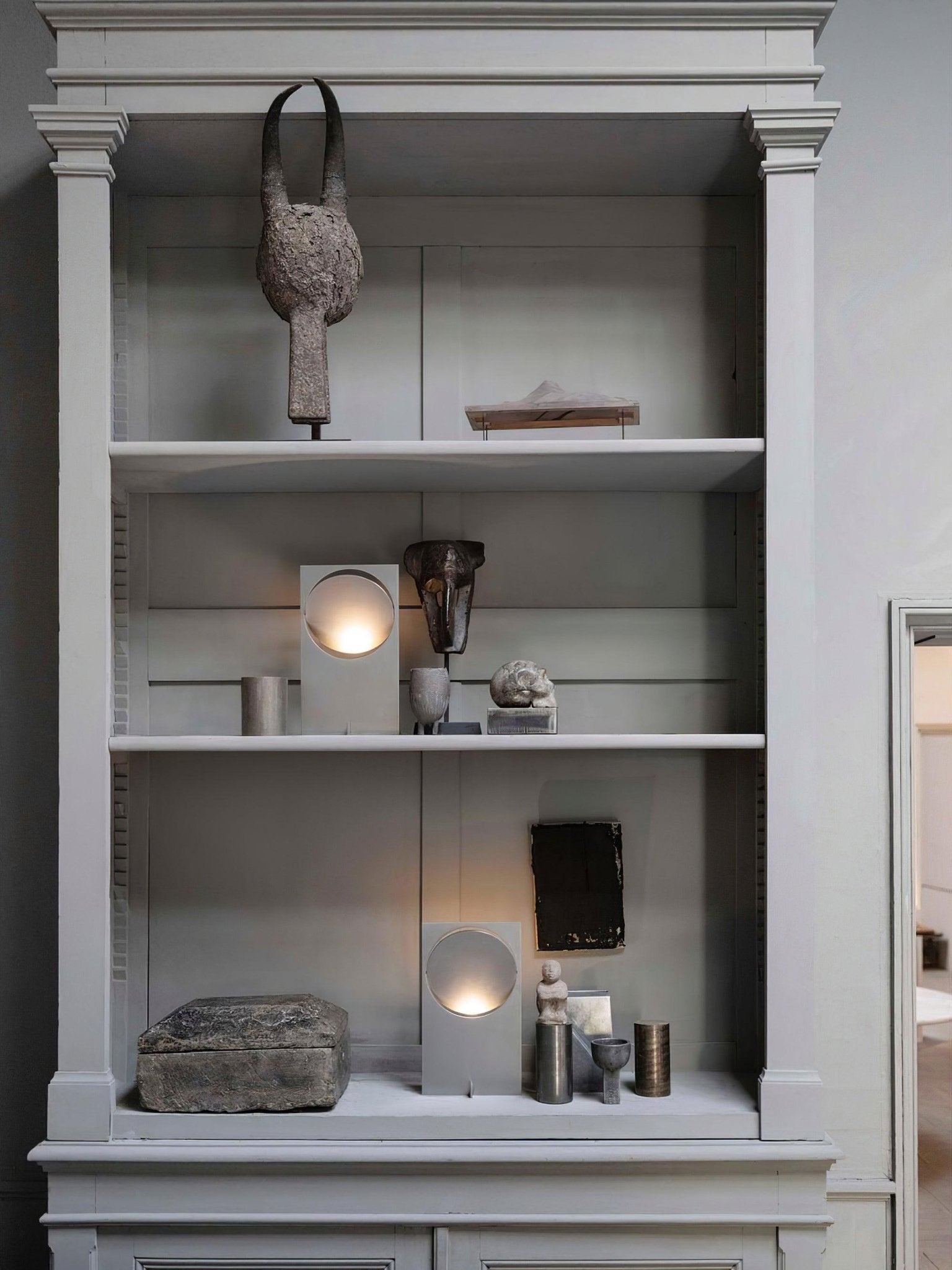 Sixor Steel Futuristic Table Lamp-Neutral Decor