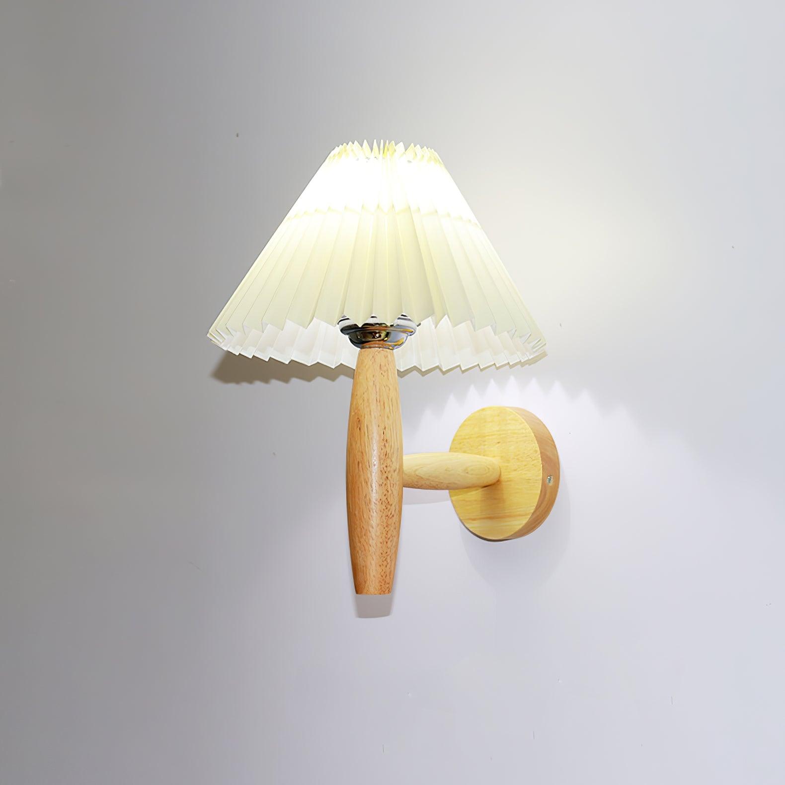 Lincoln Modern Wood Wall Lamp-Neutral Decor