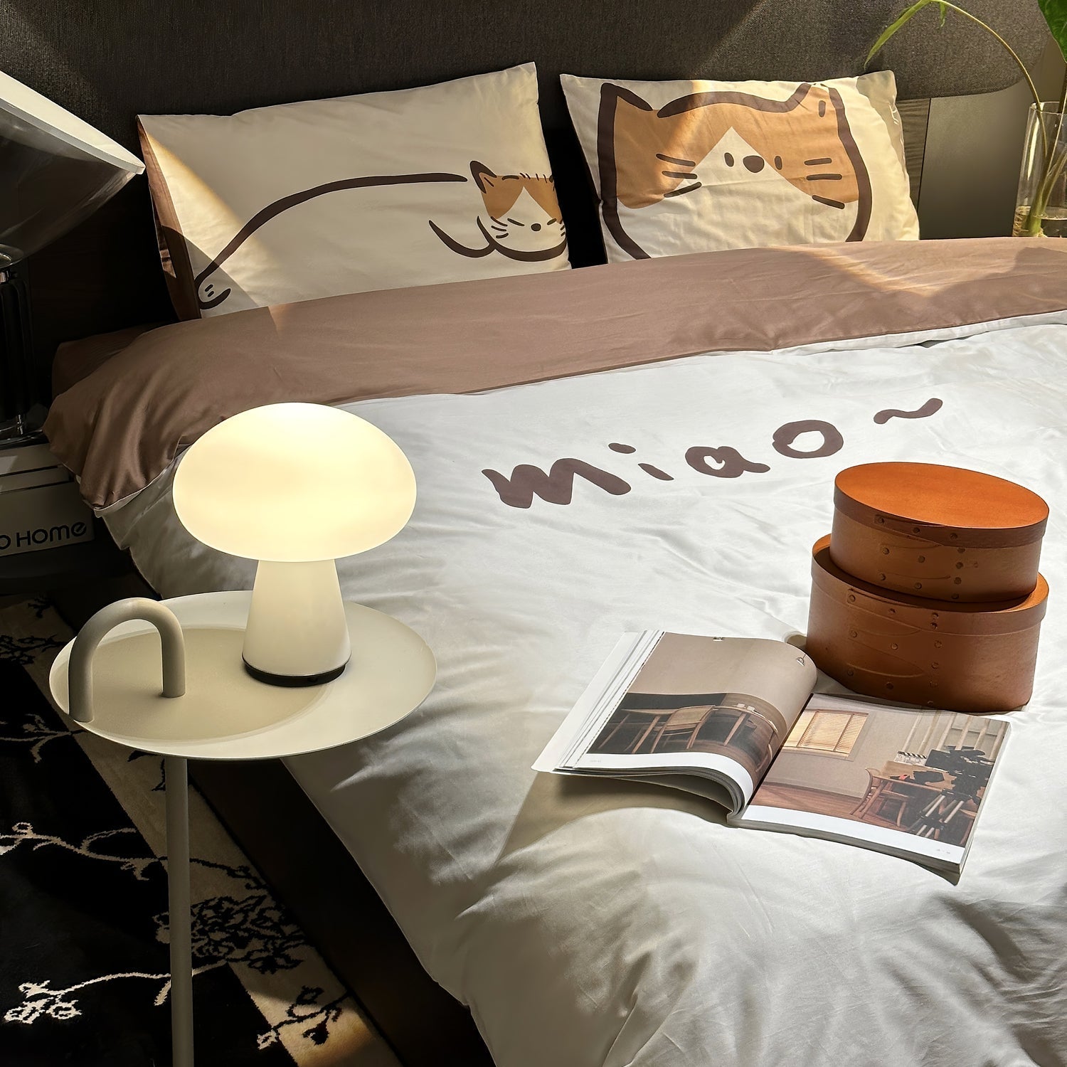 Ombra Glass Whimsical Table Lamp-Neutral Decor