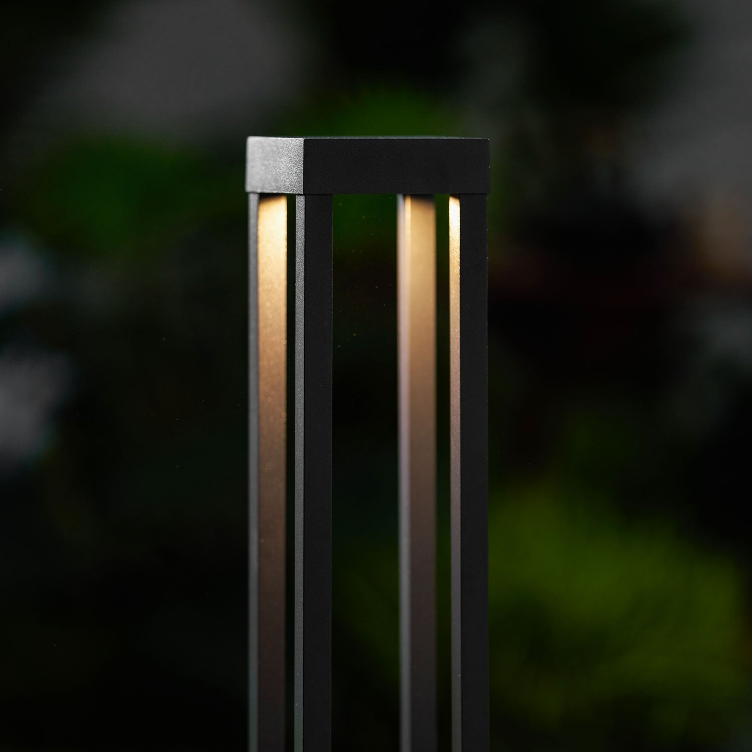 Varnys Post Outdoor Light-Neutral Decor