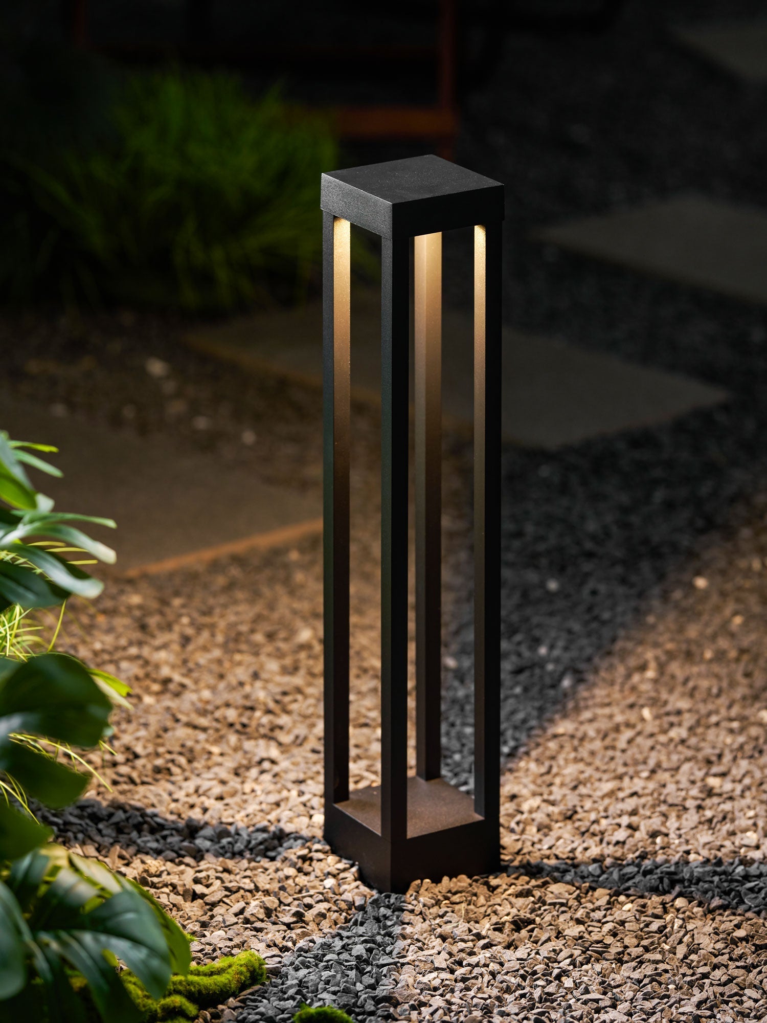 Varnys Post Outdoor Light-Neutral Decor