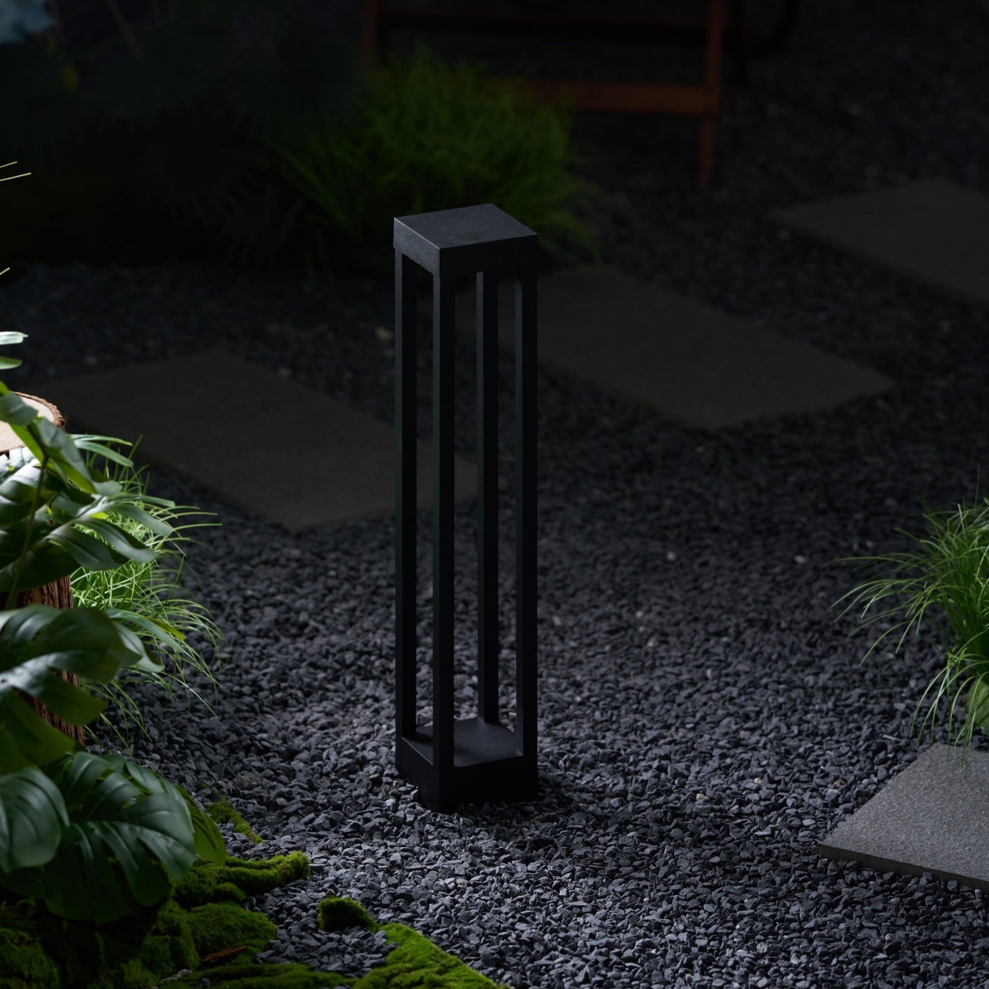 Varnys Post Outdoor Light-Neutral Decor