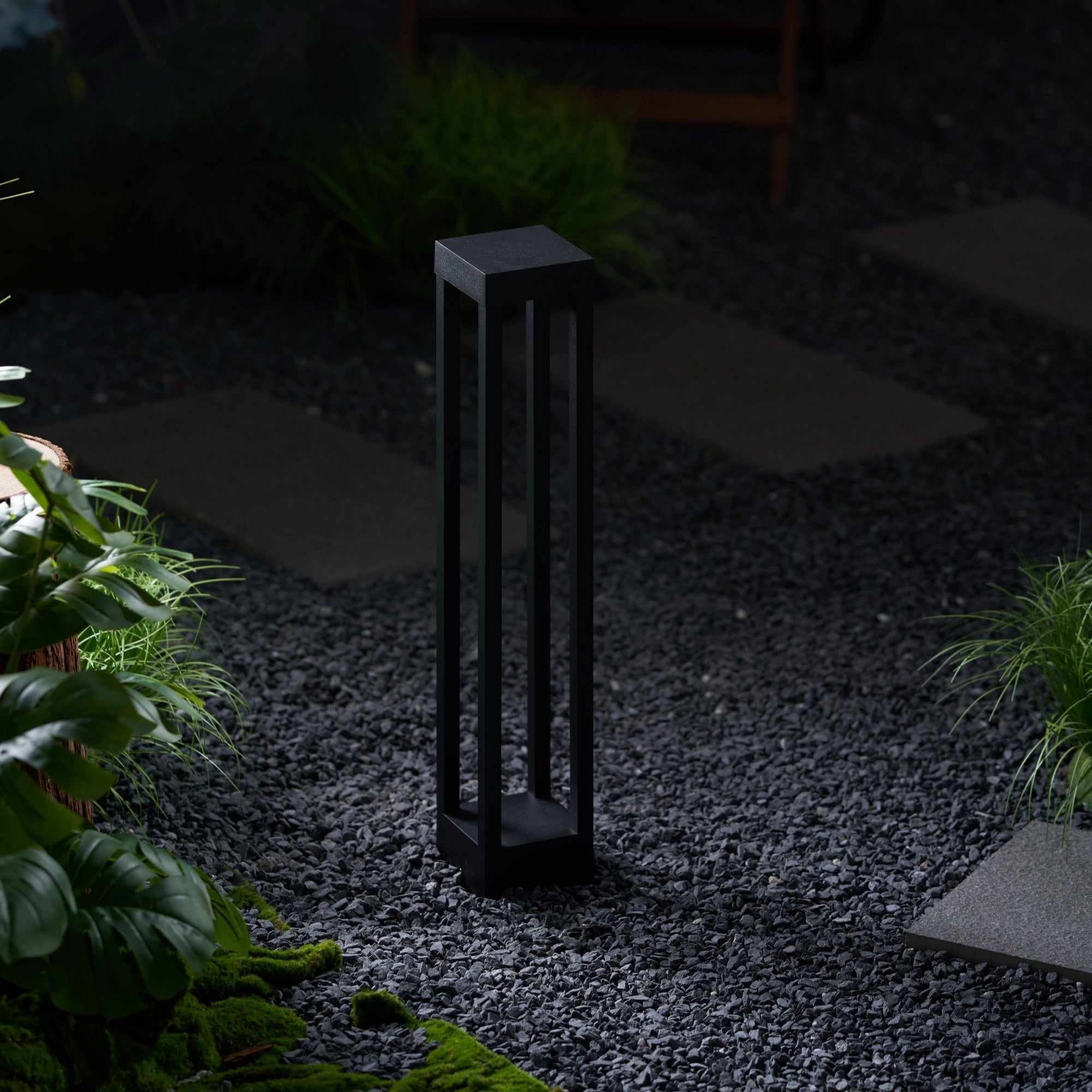 Varnys Post Outdoor Light-Neutral Decor