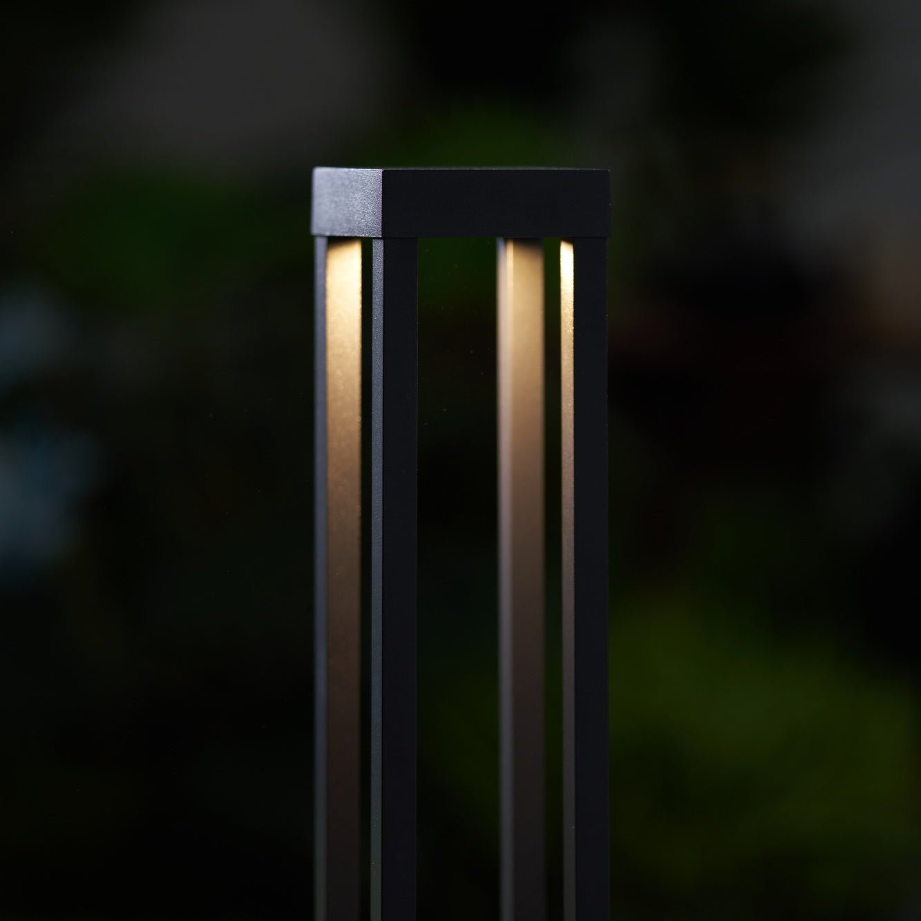 Varnys Post Outdoor Light-Neutral Decor