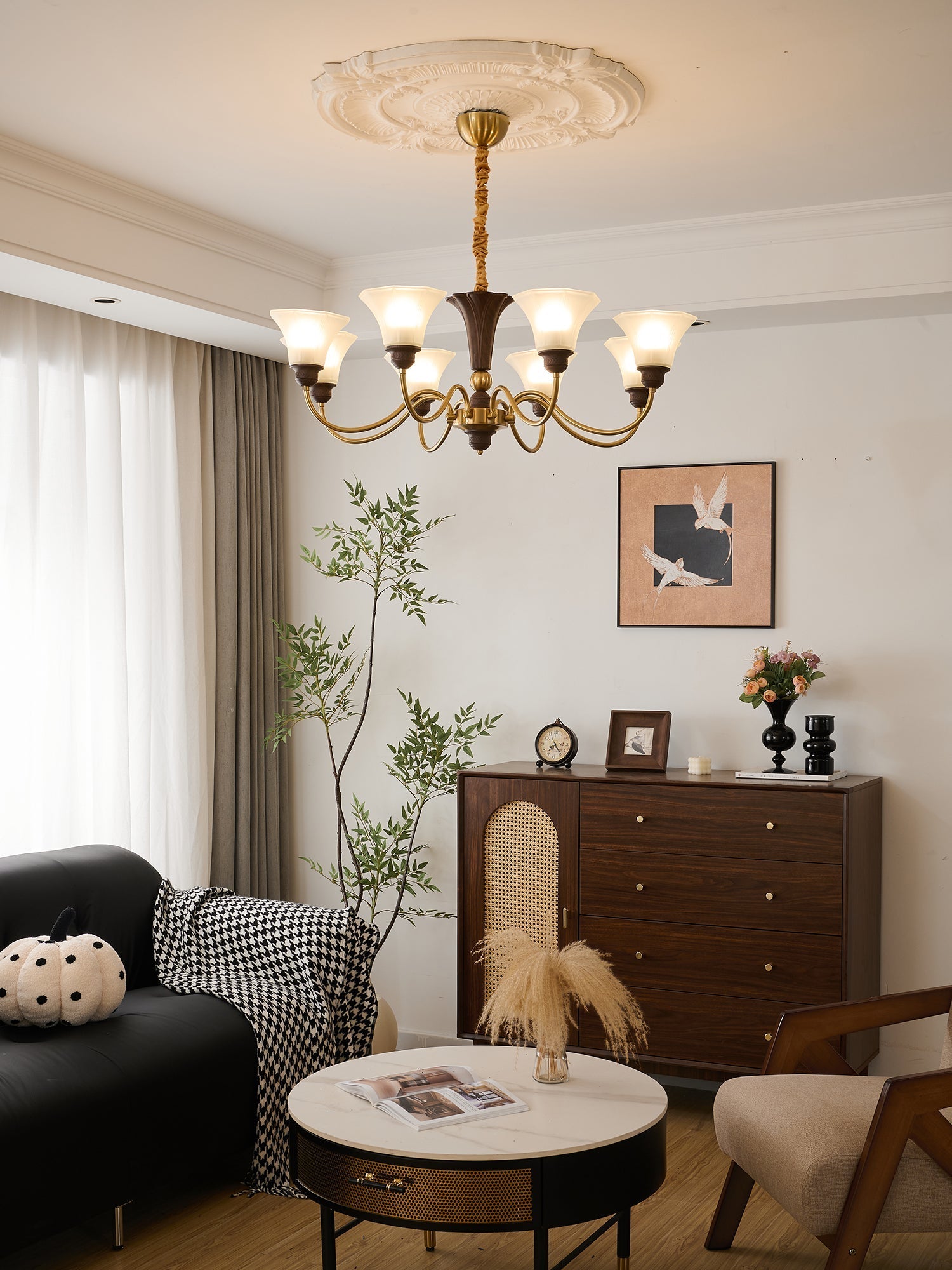 Ciphaen Traditional Elegance Vintage Wood Glass Chandelier-Neutral Decor