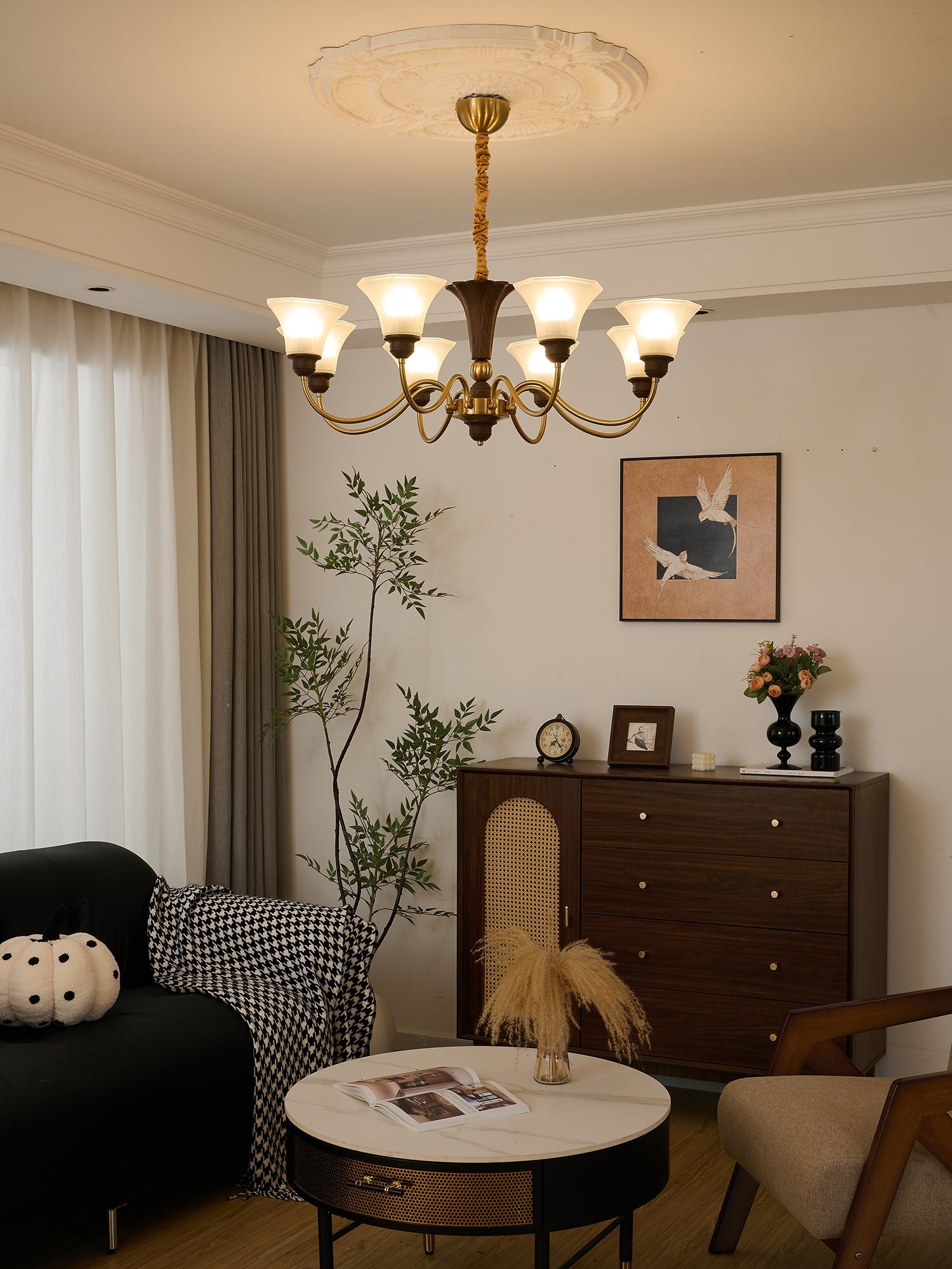 Ciphaen Traditional Elegance Vintage Wood Glass Chandelier-Neutral Decor