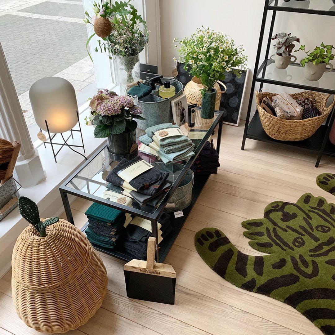 Gareth Glass Industrial Table Lamp-Neutral Decor