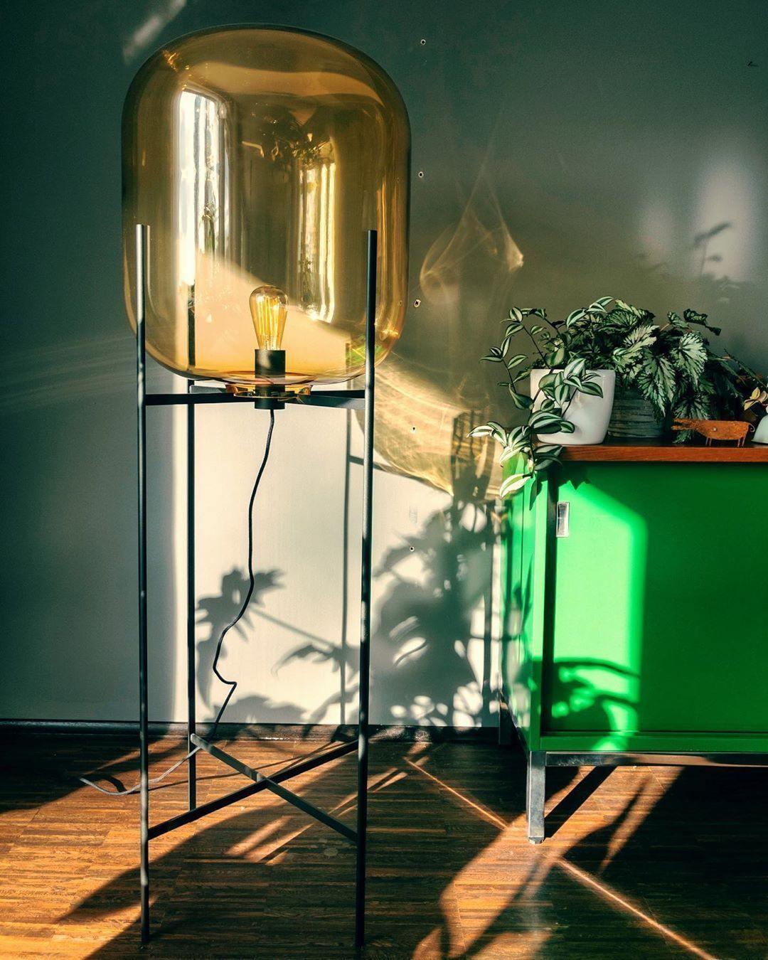 Fioris Glass Industrial Floor lamp-Neutral Decor