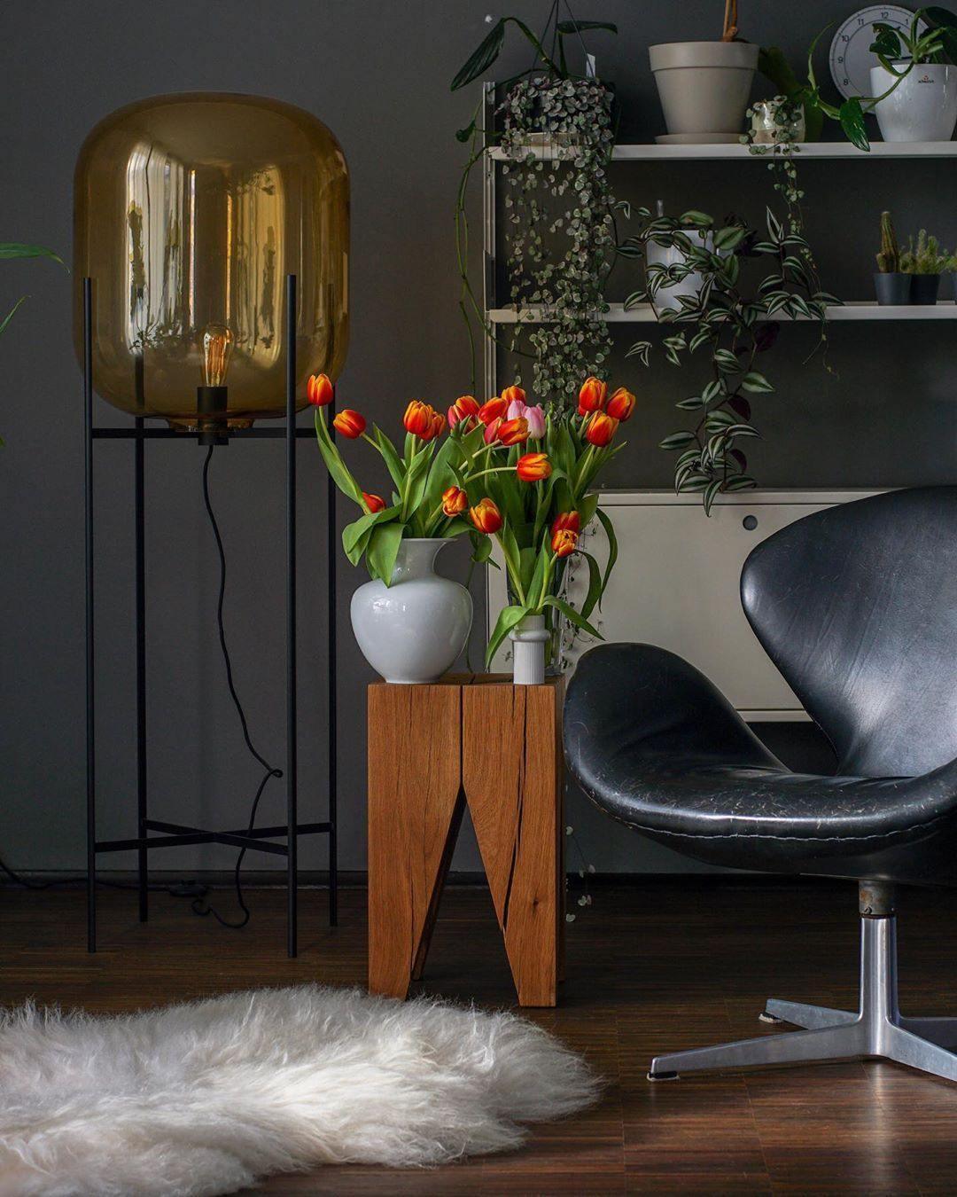 Fioris Glass Industrial Floor lamp-Neutral Decor