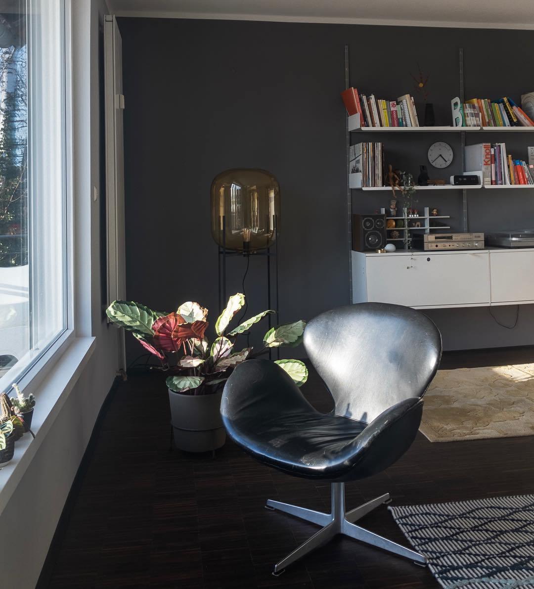 Fioris Glass Industrial Floor lamp-Neutral Decor