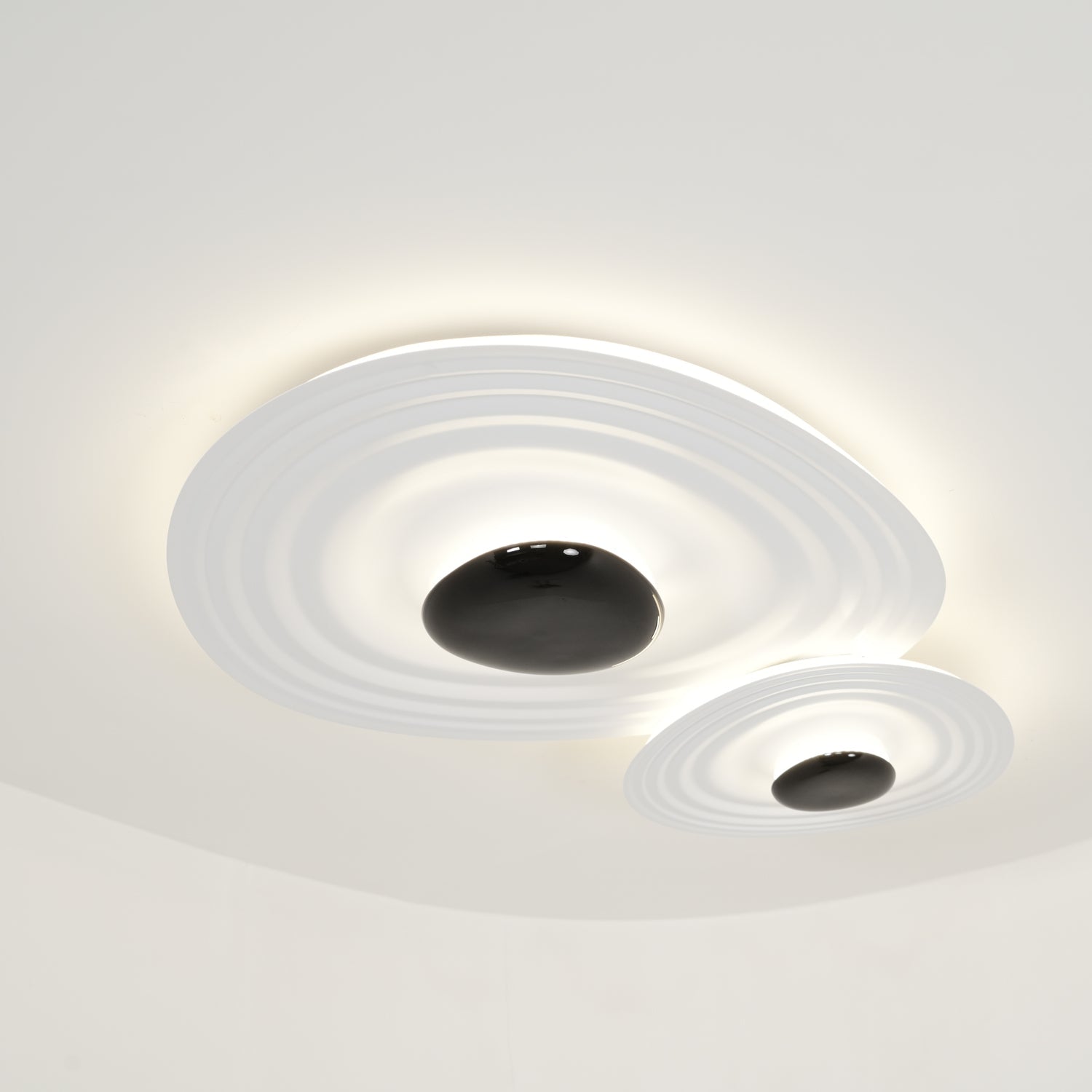 Idra Ceiling Lamp Ripple Ring Modern Sculptural-Neutral Decor