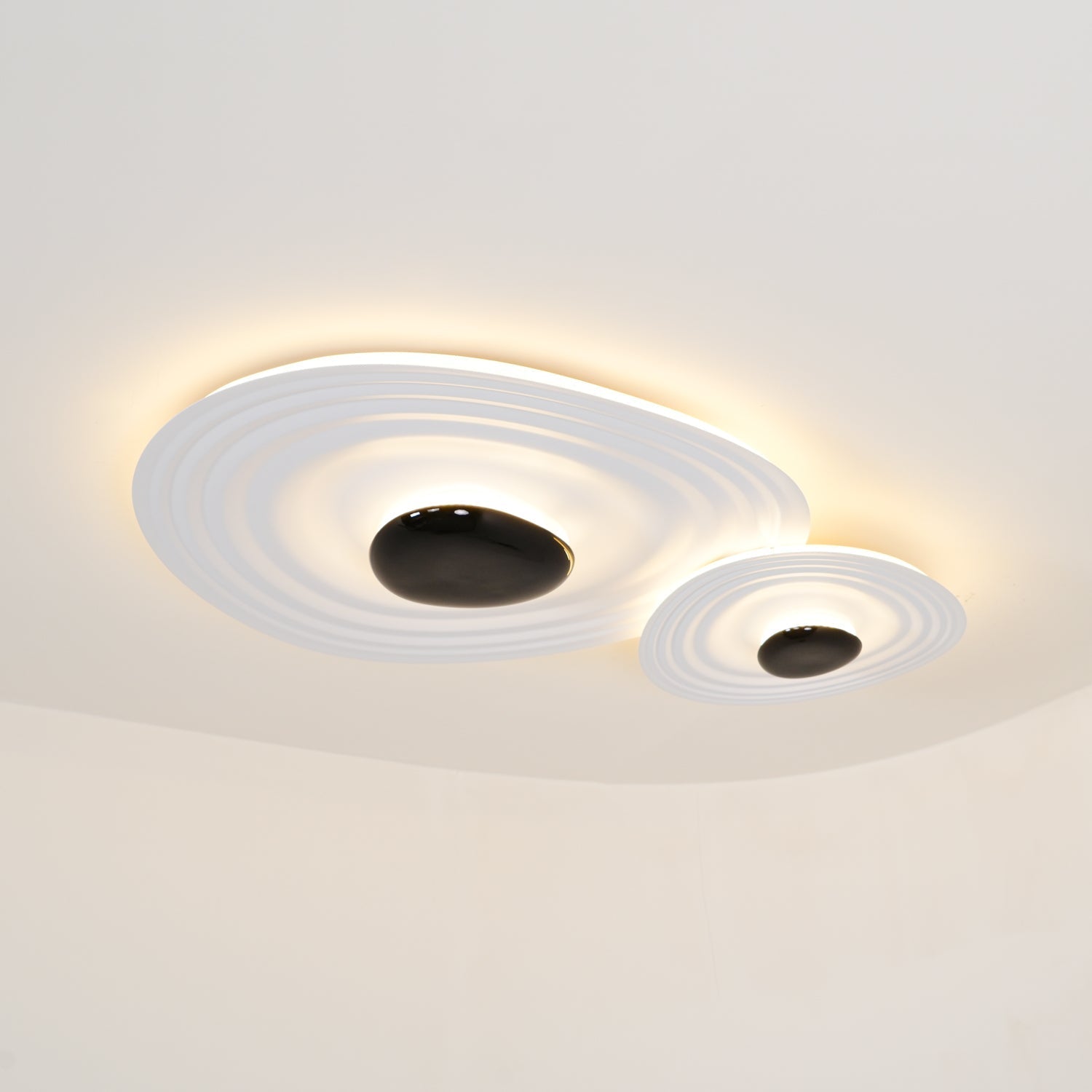 Idra Ceiling Lamp Ripple Ring Modern Sculptural-Neutral Decor