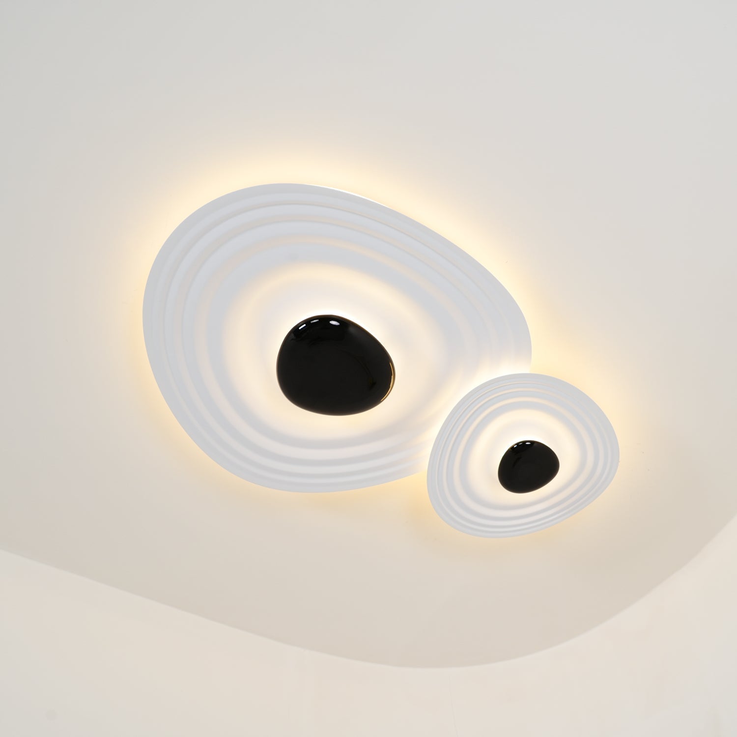 Idra Ceiling Lamp Ripple Ring Modern Sculptural-Neutral Decor