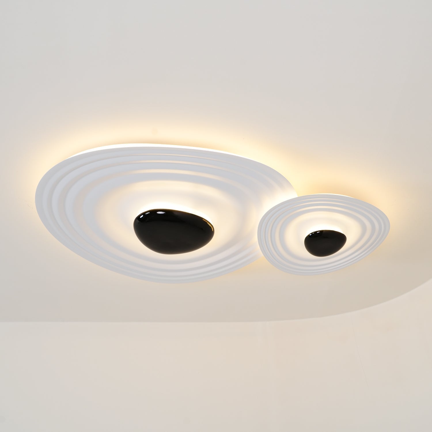 Idra Ceiling Lamp Ripple Ring Modern Sculptural-Neutral Decor