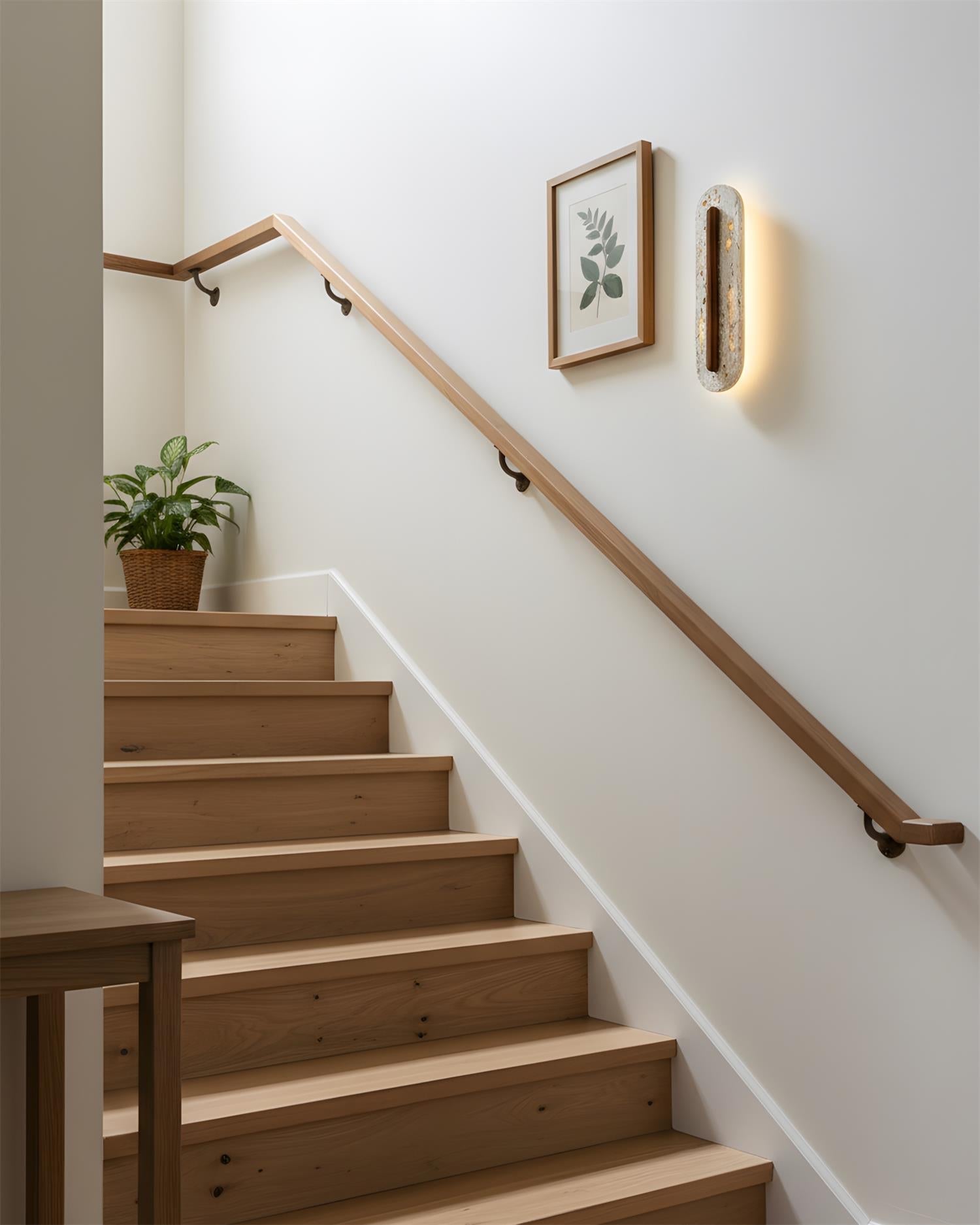 Elowen Wall Lamp
