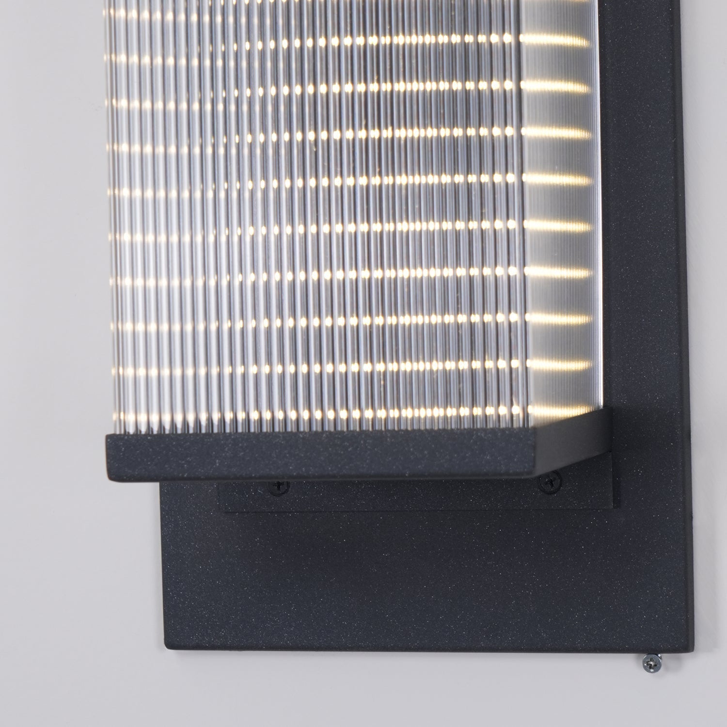 Fivela Steel Contemporary Wall Lamp-Neutral Decor