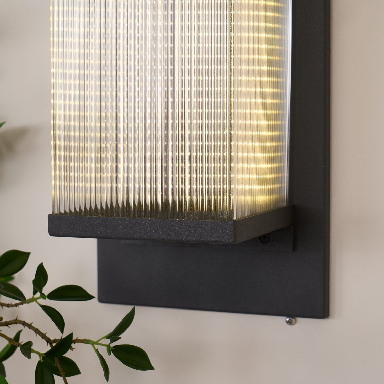 Fivela Steel Contemporary Wall Lamp-Neutral Decor