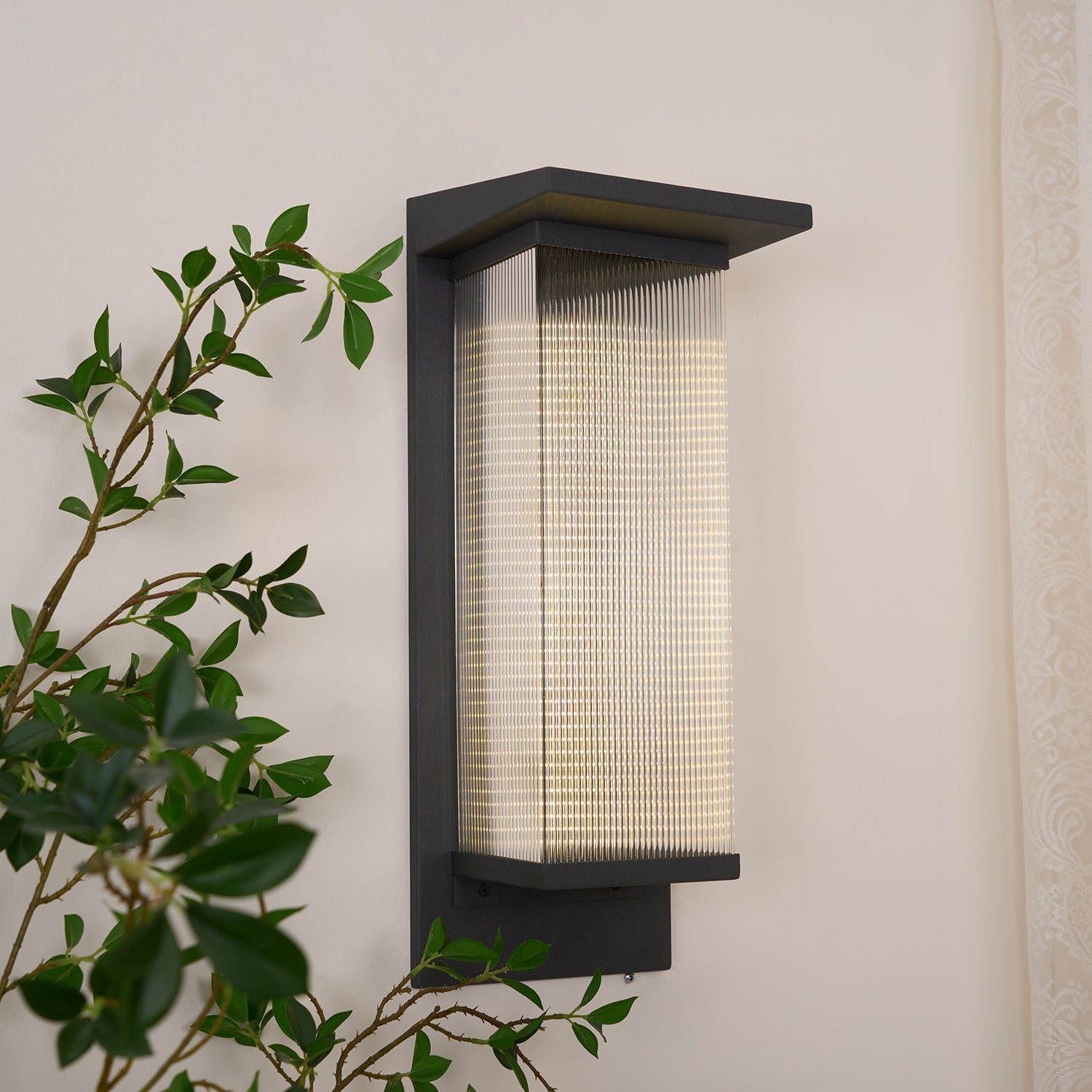Fivela Steel Contemporary Wall Lamp-Neutral Decor