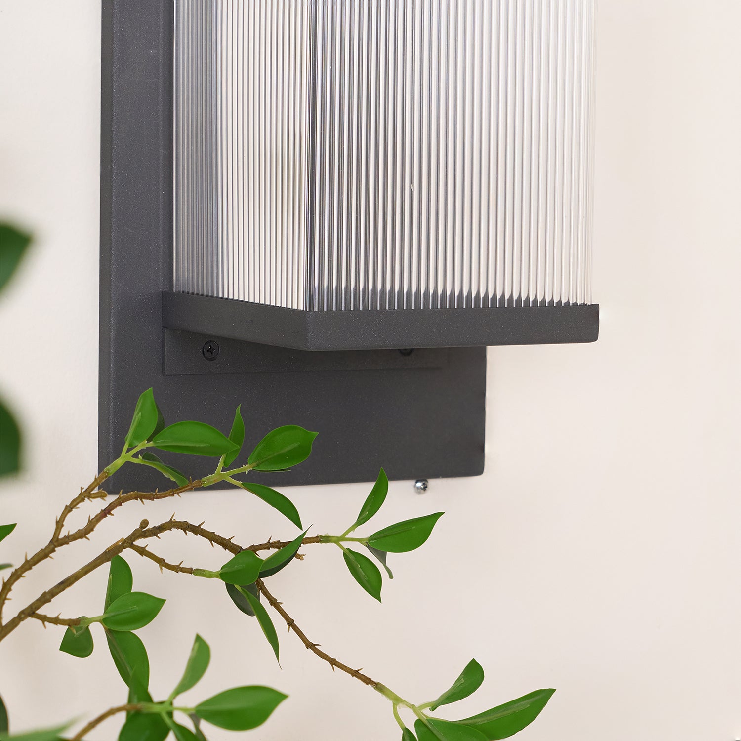 Fivela Steel Contemporary Wall Lamp-Neutral Decor