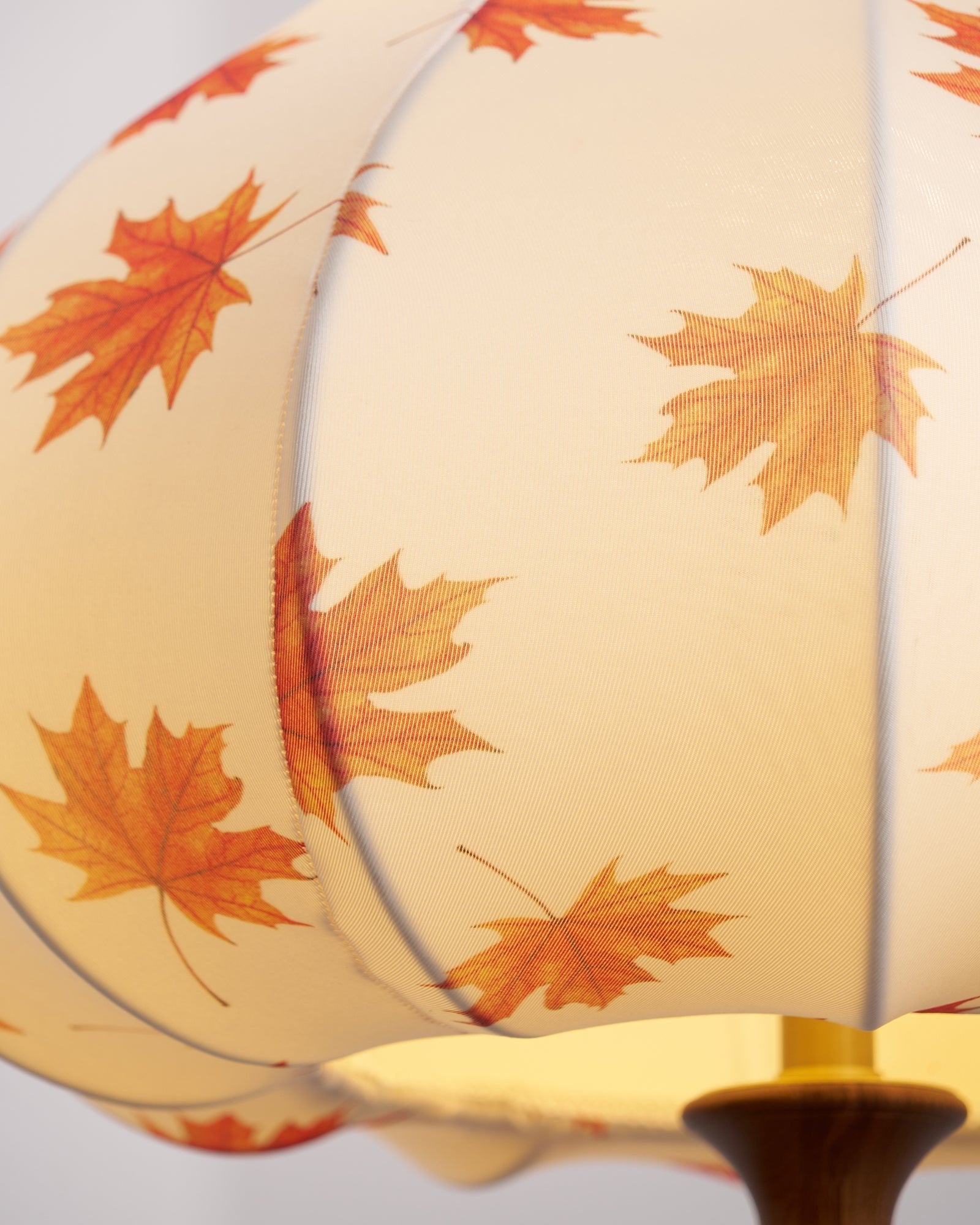 Qrathen Wood Fabric Retro Floor Lamp-Neutral Decor