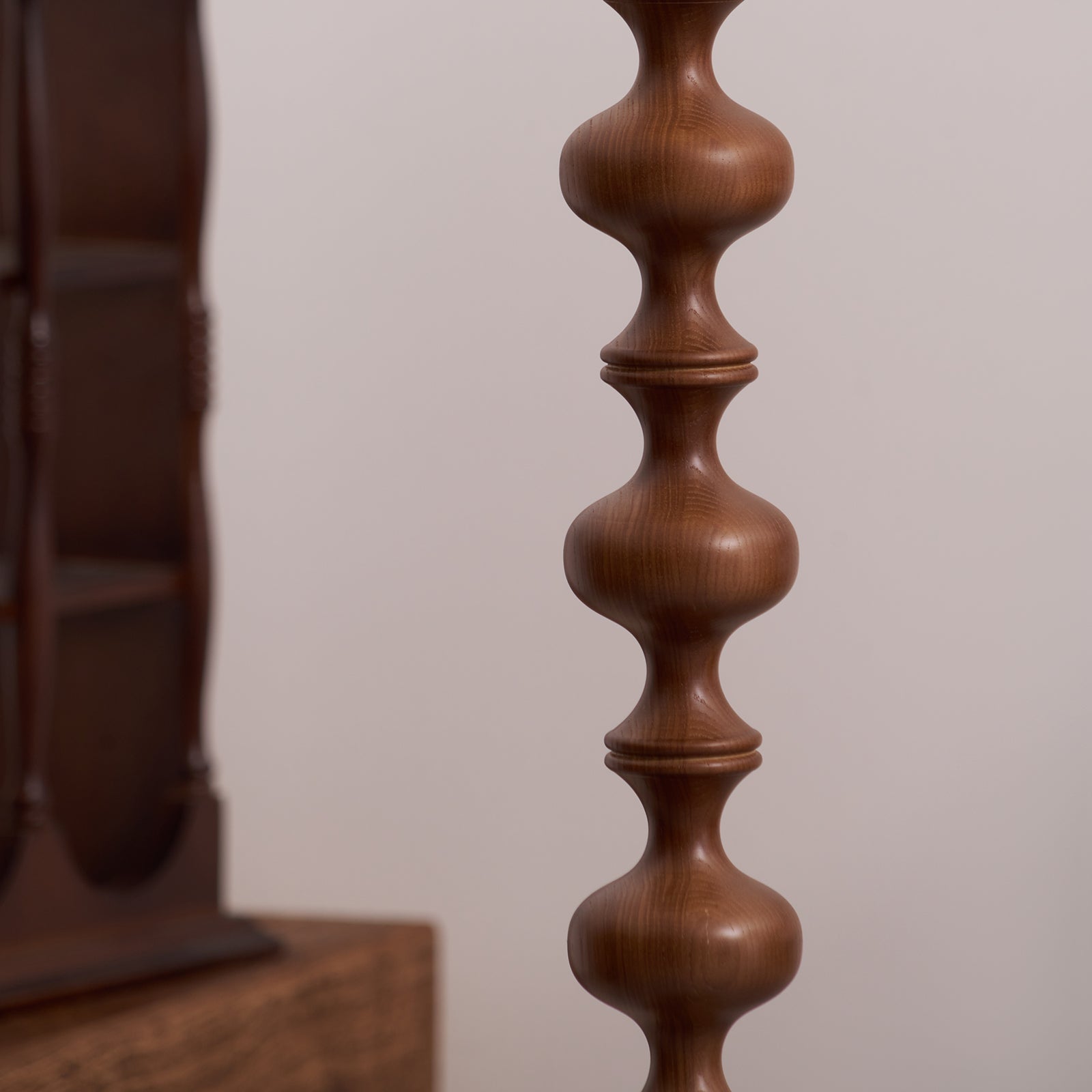 Qrathen Wood Fabric Retro Floor Lamp-Neutral Decor