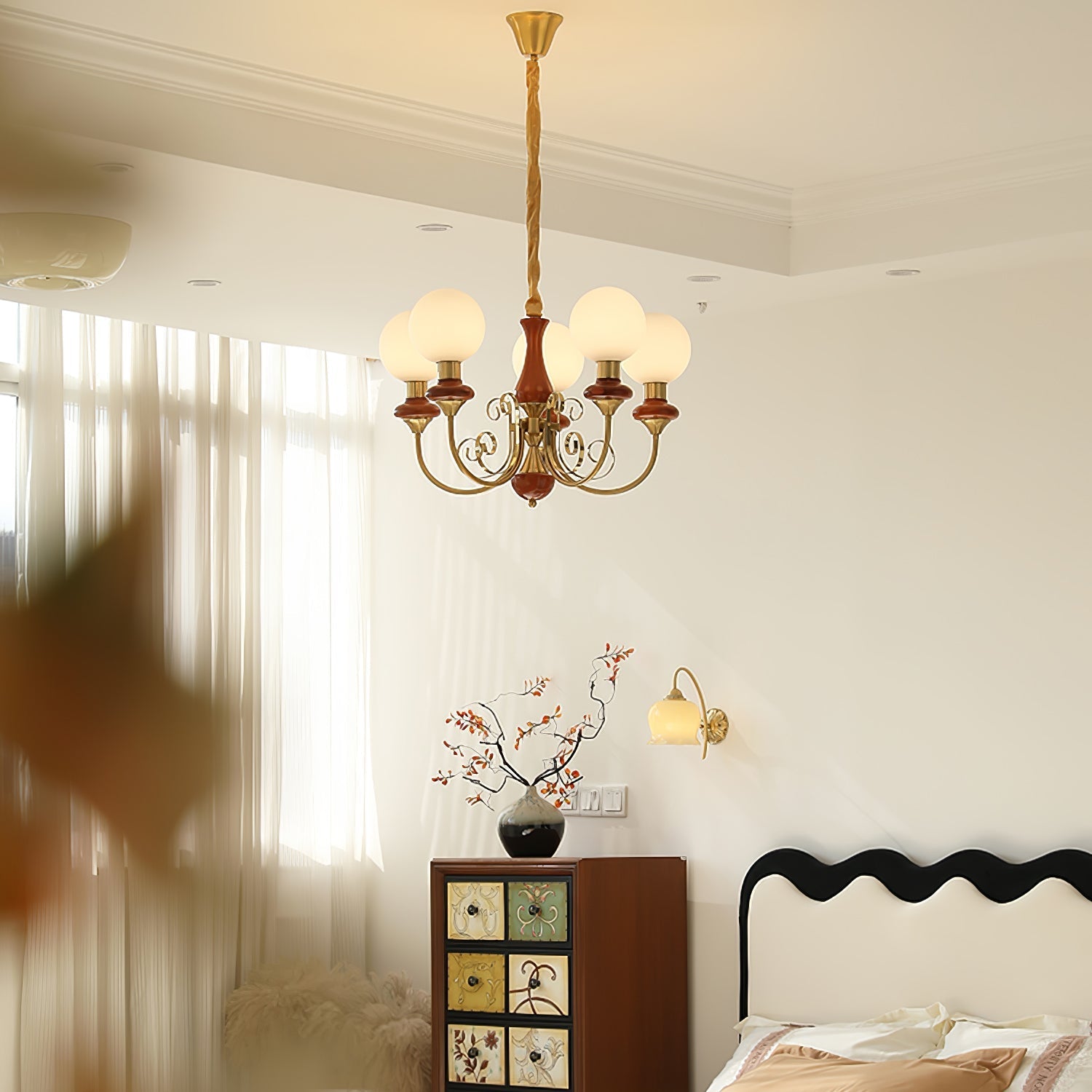 Lustra Chandelier Green Shades Gold Curved Arms-Neutral Decor