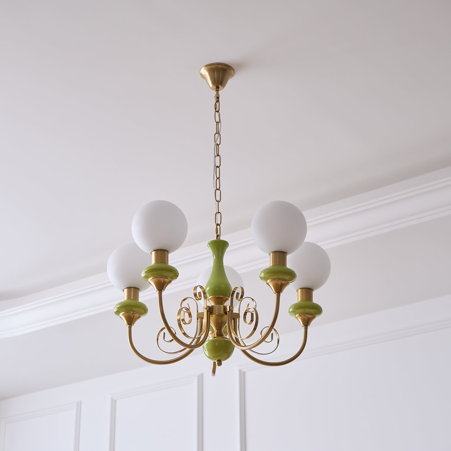 Lustra Chandelier Green Shades Gold Curved Arms-Neutral Decor