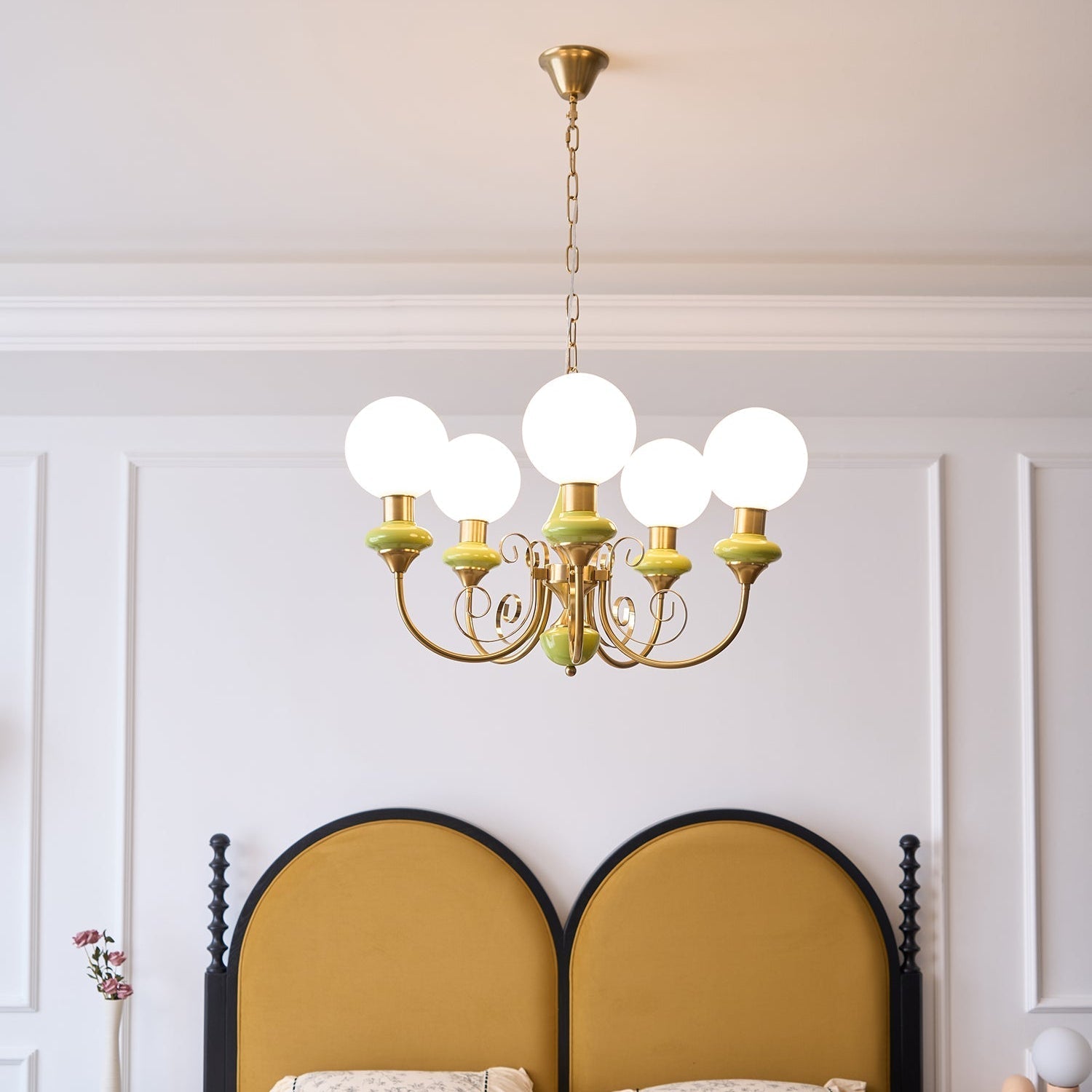 Lustra Chandelier Green Shades Gold Curved Arms-Neutral Decor