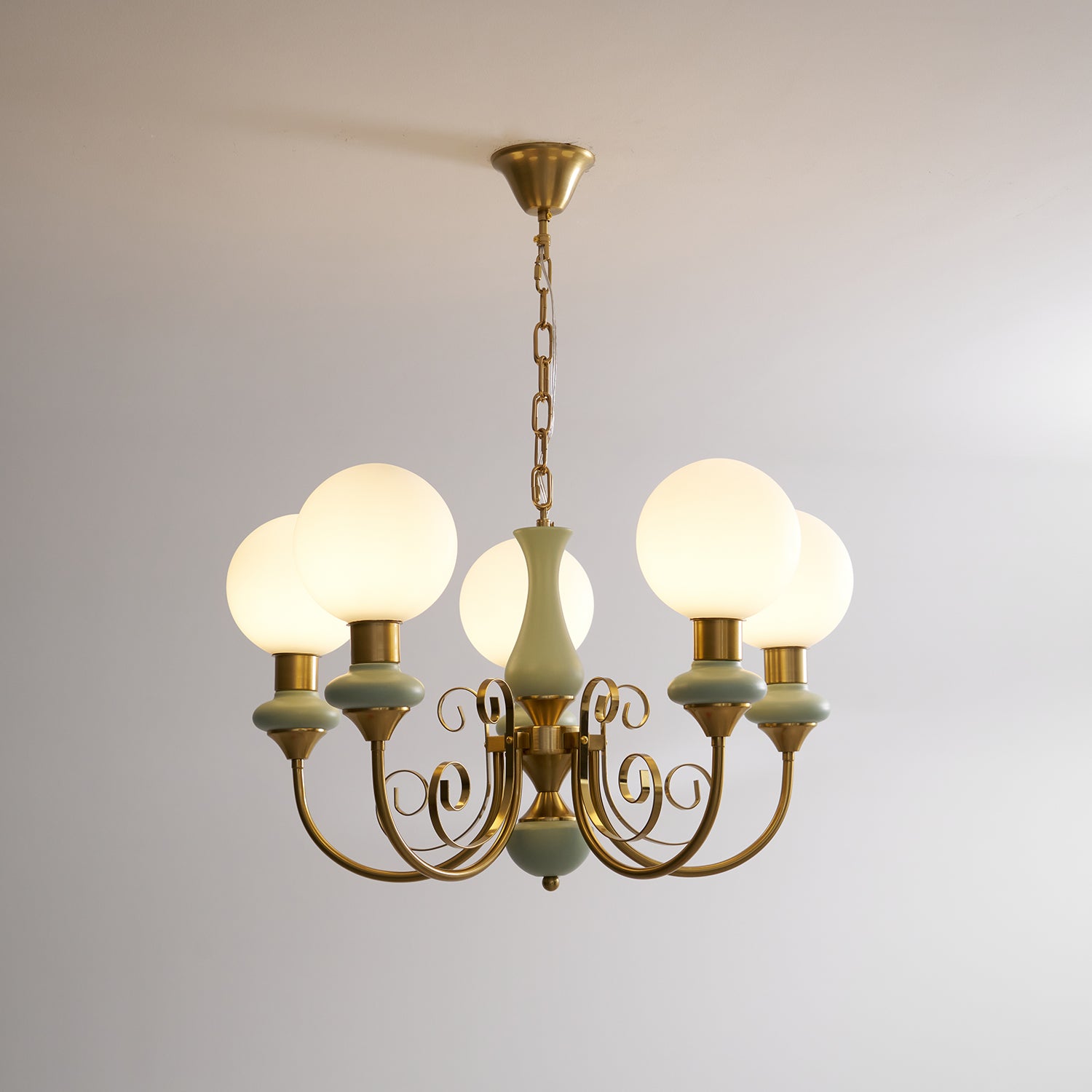 Lustra Chandelier Green Shades Gold Curved Arms-Neutral Decor