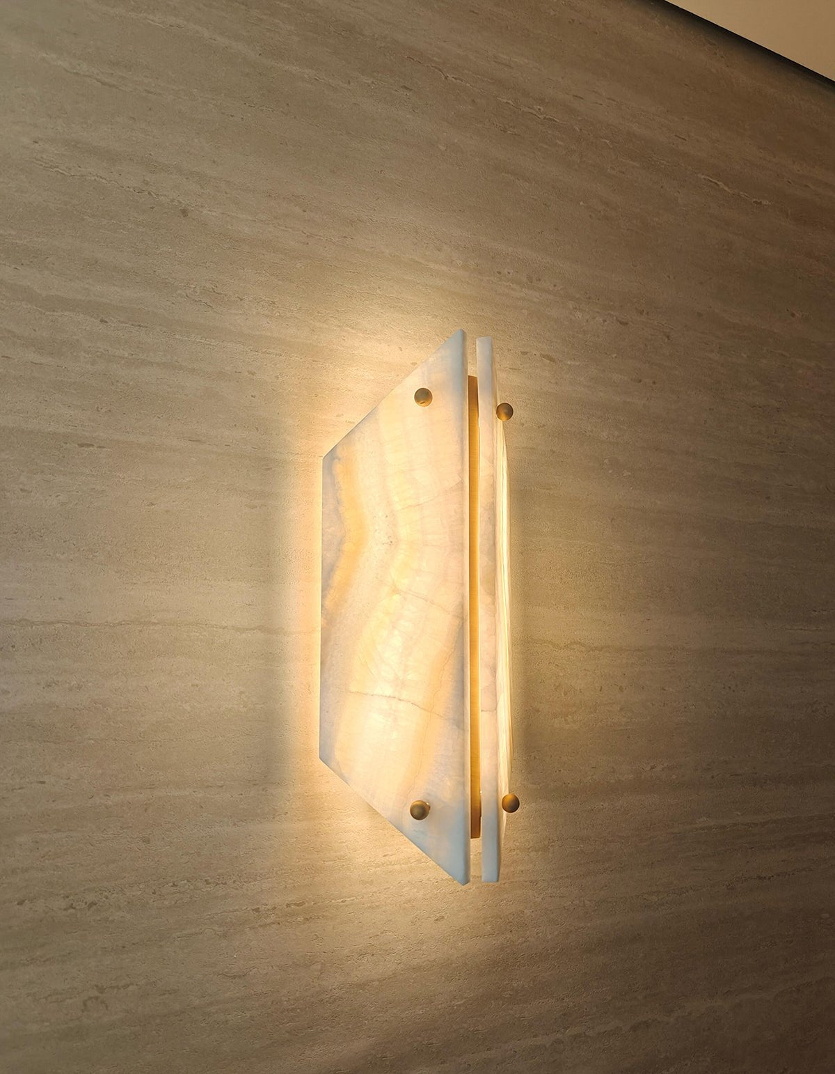 Zynx Modern White Alabaste Crest Wall Lamp-Neutral Decor