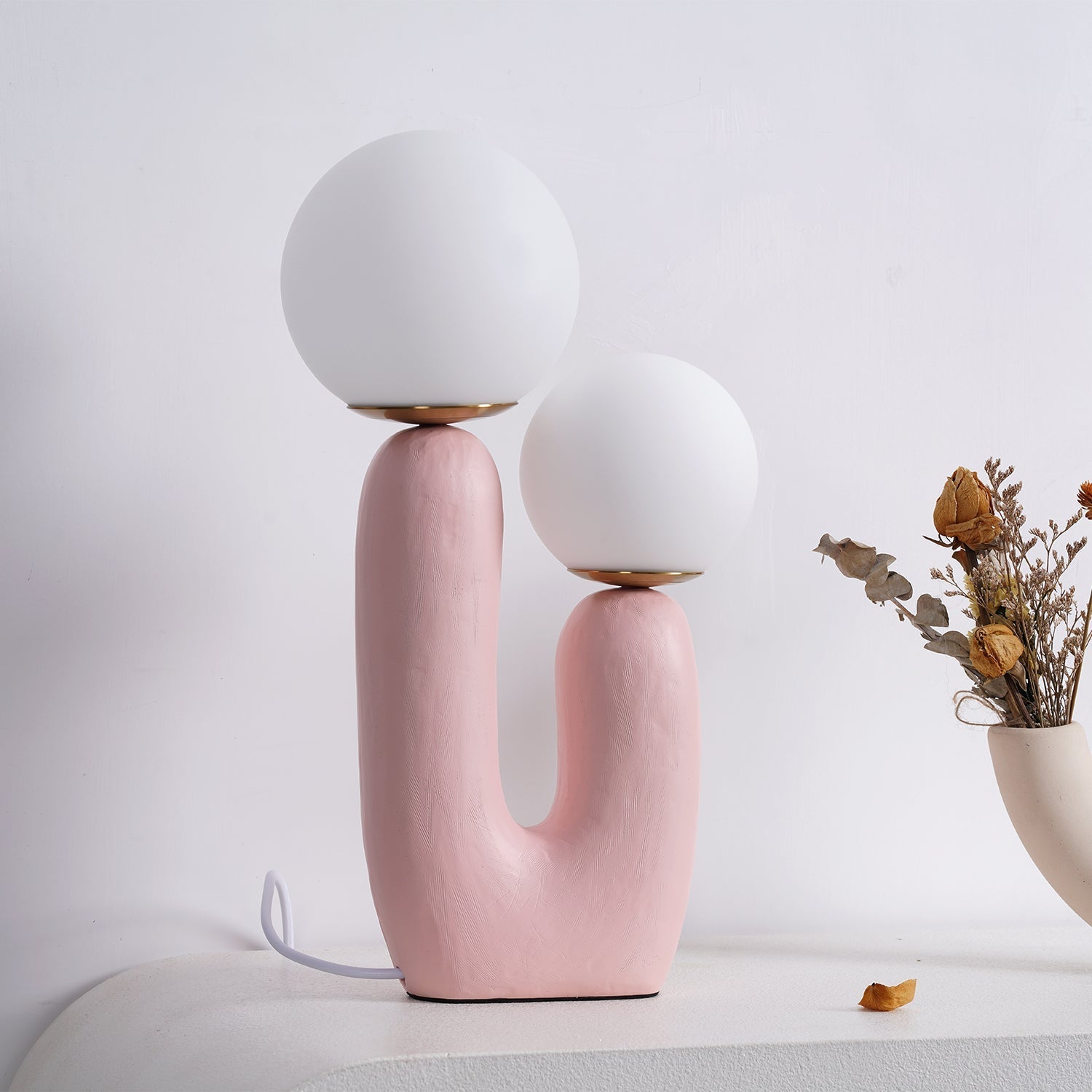 Elyrain Resin Artistic Table Lamp-Neutral Decor