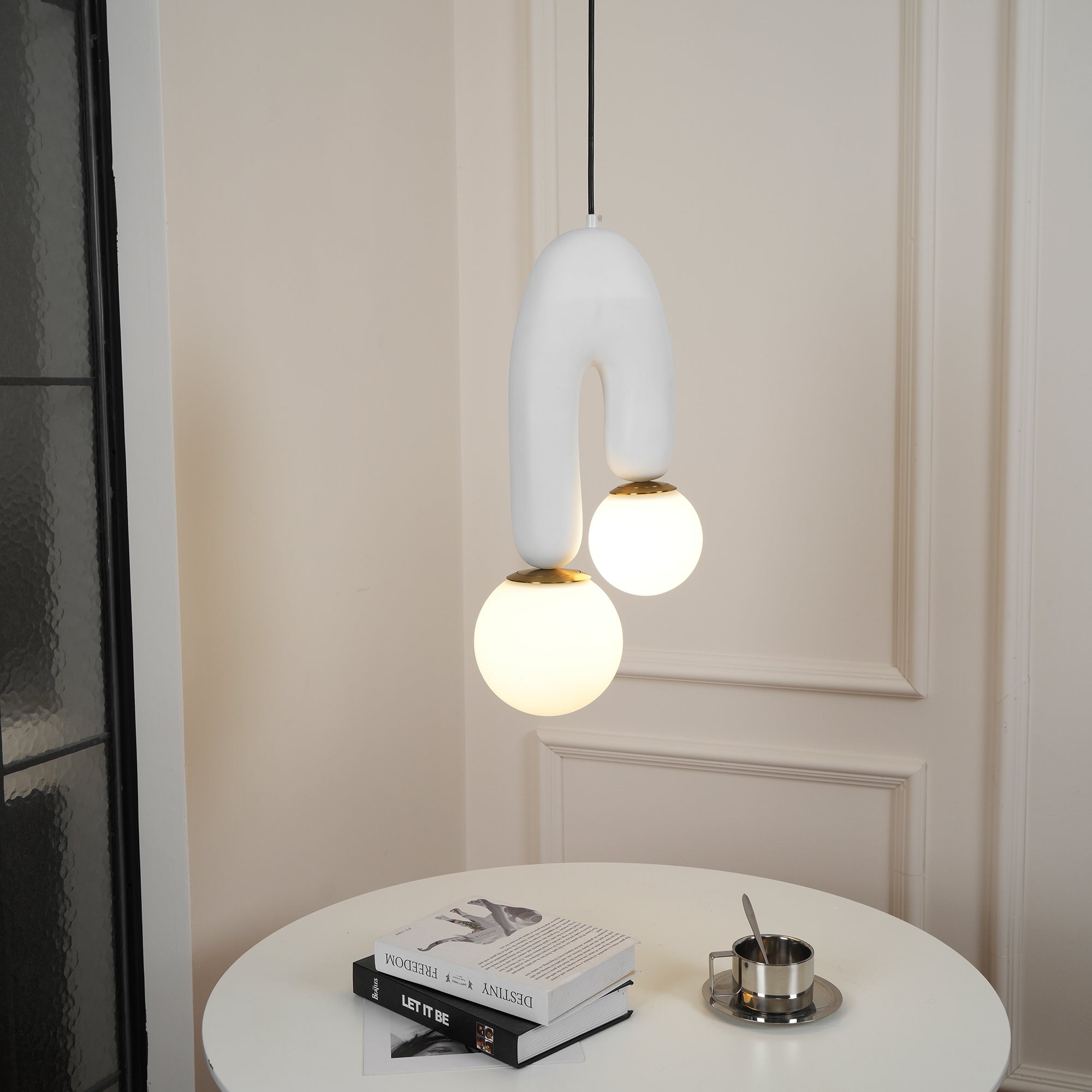 Zenithra Resin Scandinavian Pendant Light-Neutral Decor