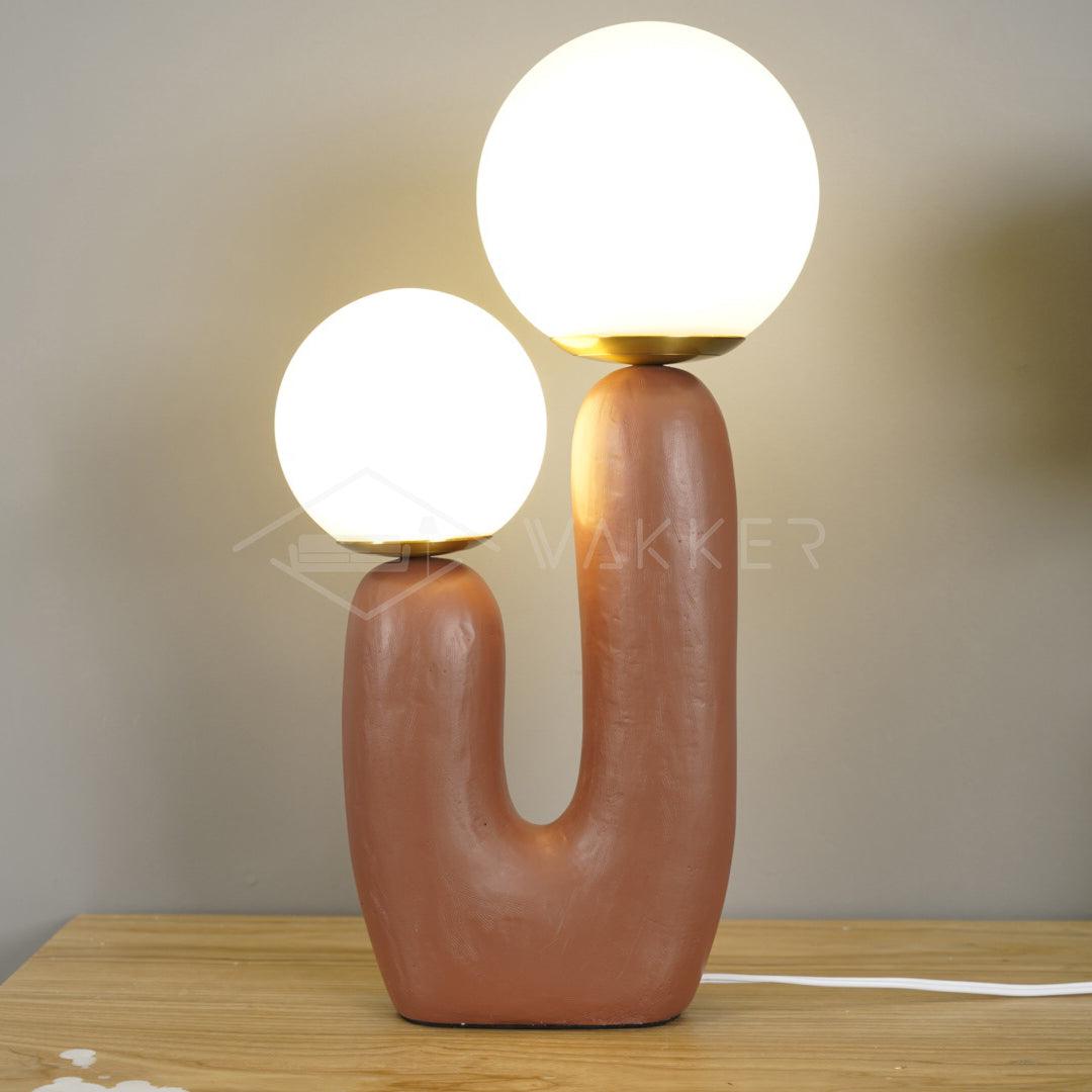 Elyrain Resin Artistic Table Lamp-Neutral Decor