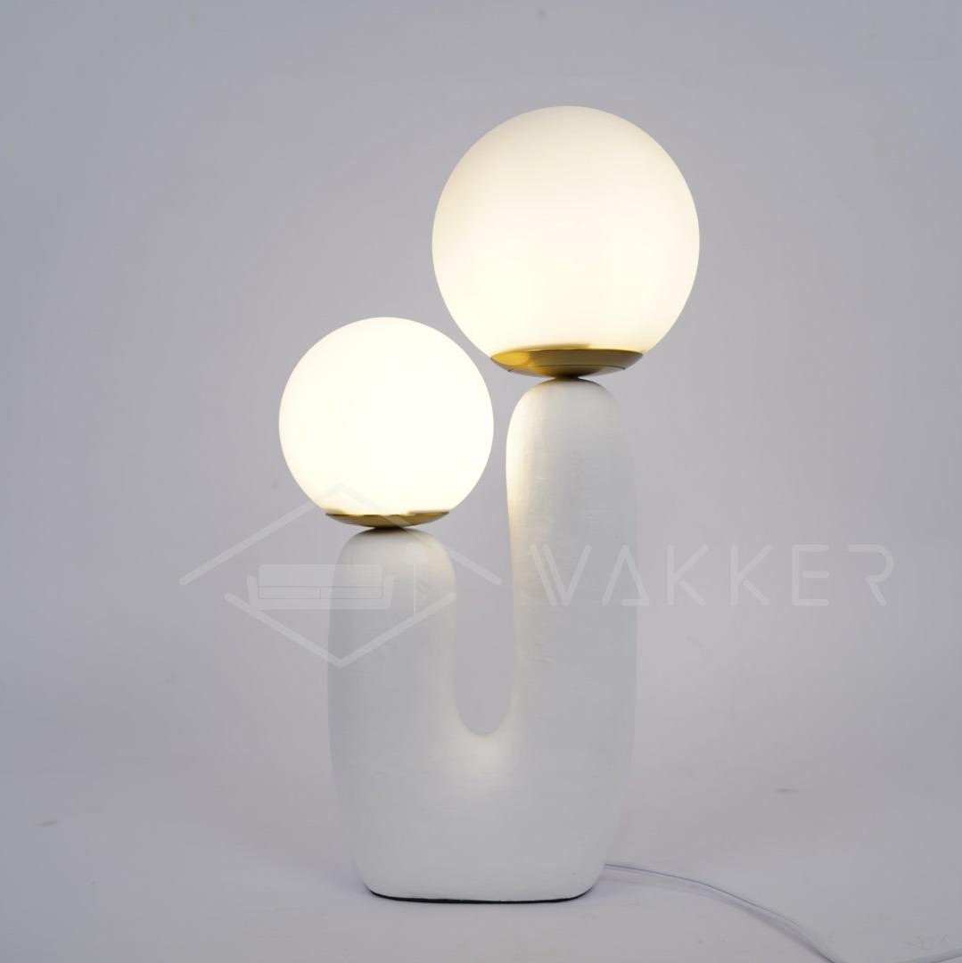Elyrain Resin Artistic Table Lamp-Neutral Decor