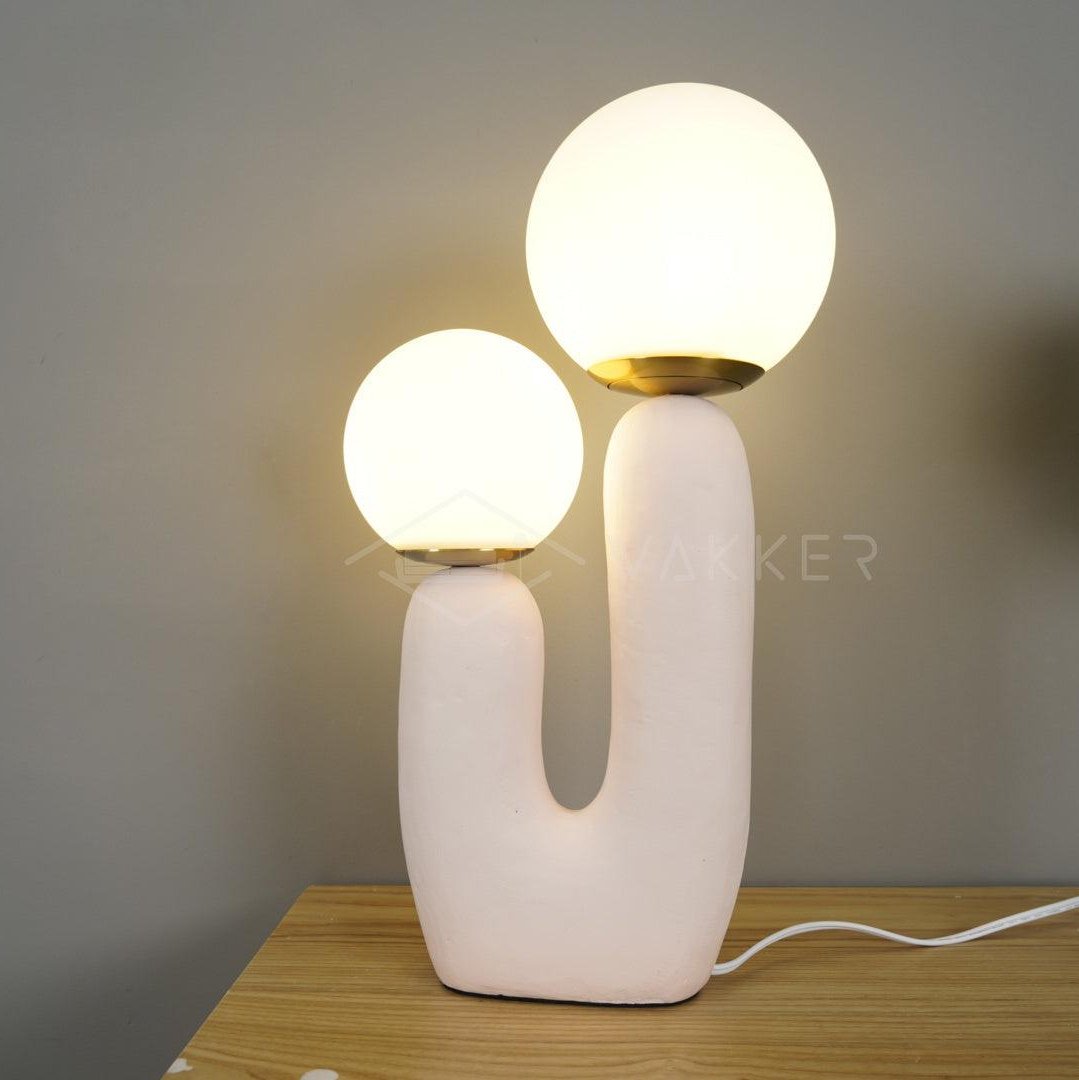 Elyrain Resin Artistic Table Lamp-Neutral Decor