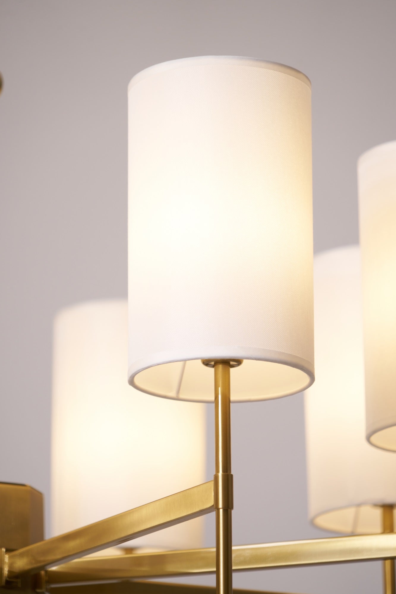 Ulcarisra Traditional Vintage Brass Fabric Chandelier-Neutral Decor