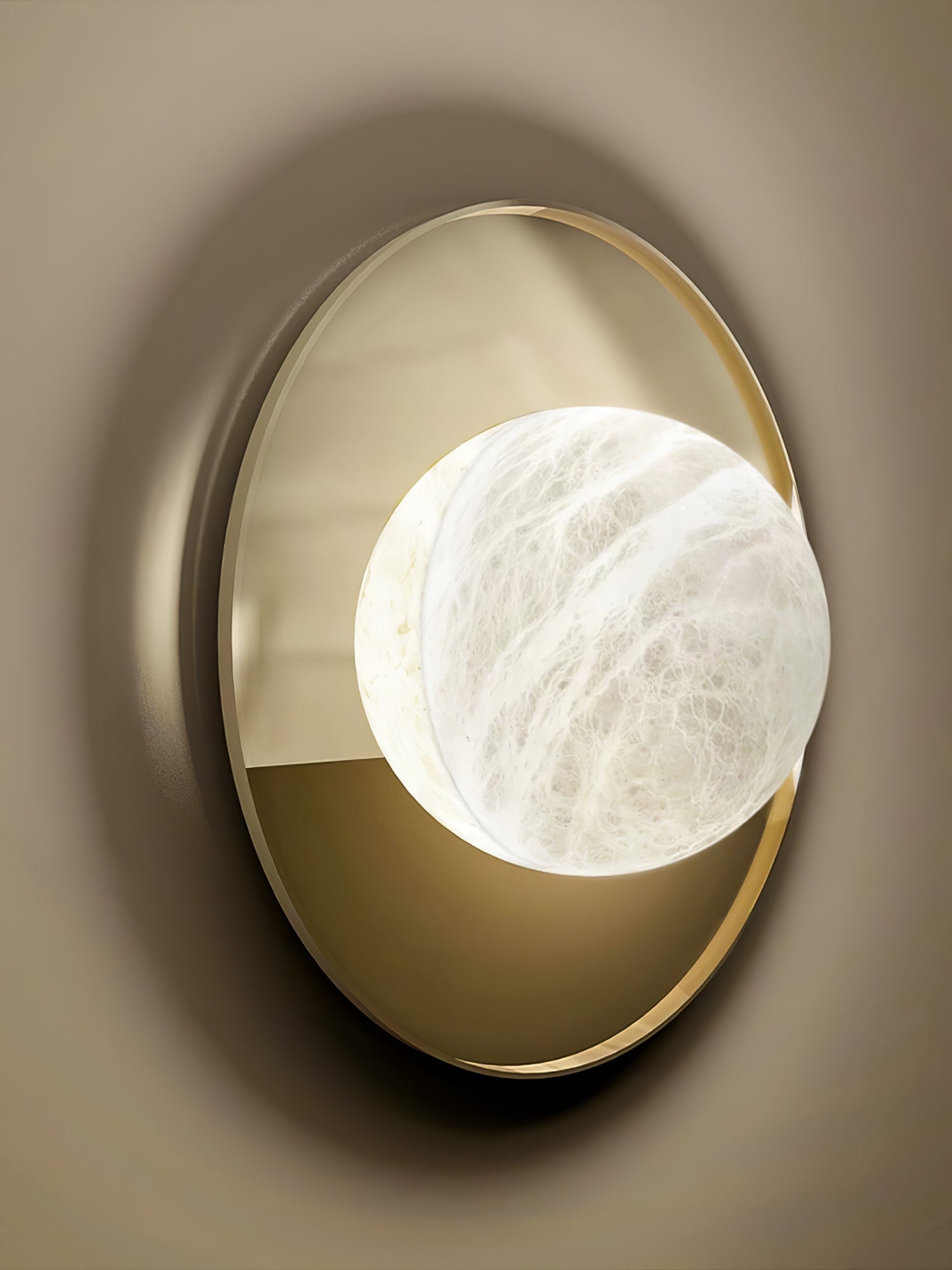 Lyra Modern Alabaster Wall Light-Neutral Decor