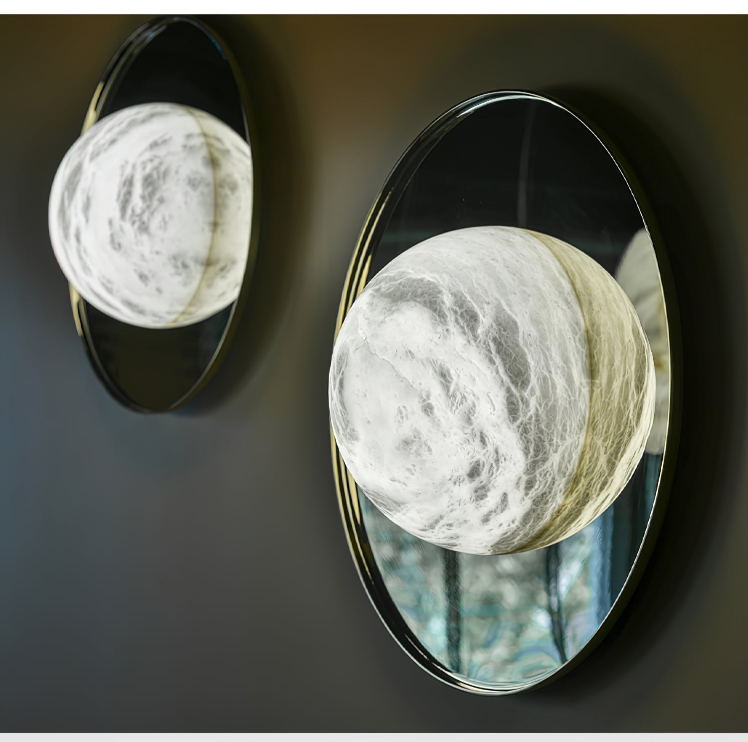 Lyra Modern Alabaster Wall Light-Neutral Decor