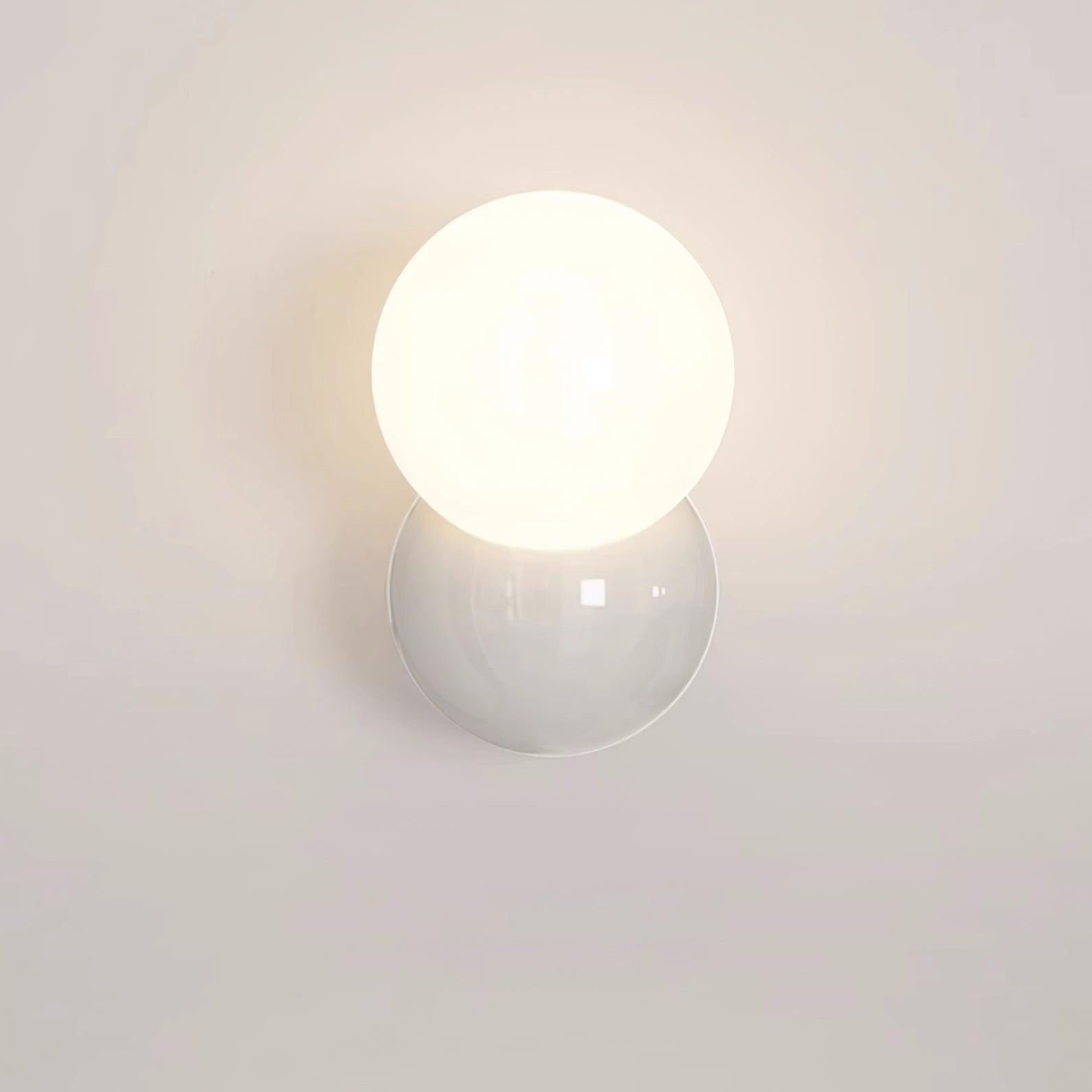 Nora  Wall Lamp
