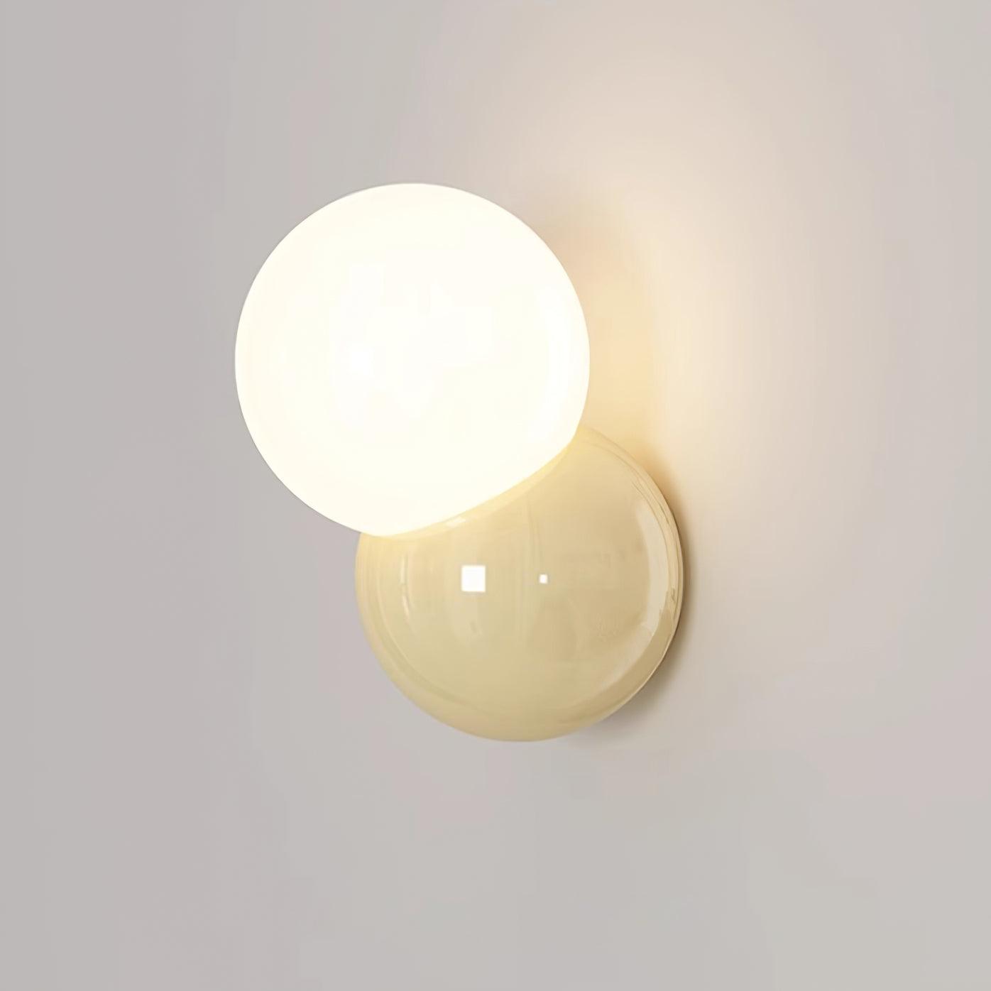Nora  Wall Lamp