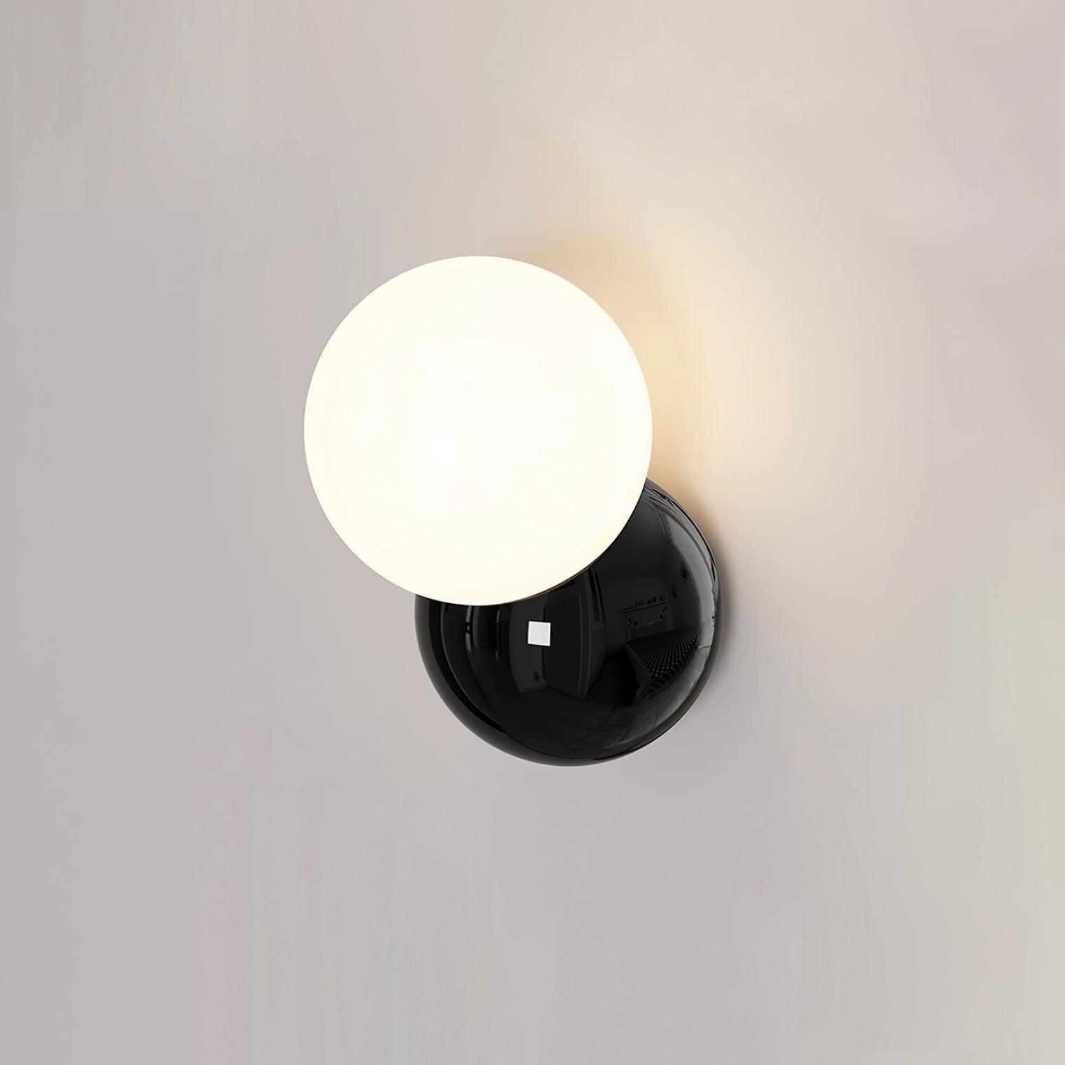 Nora  Wall Lamp