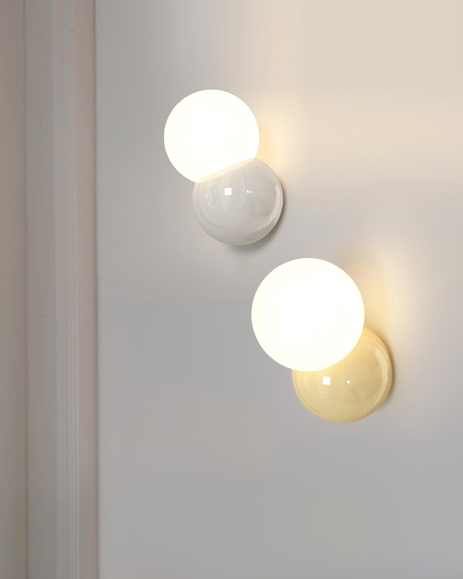 Nora  Wall Lamp