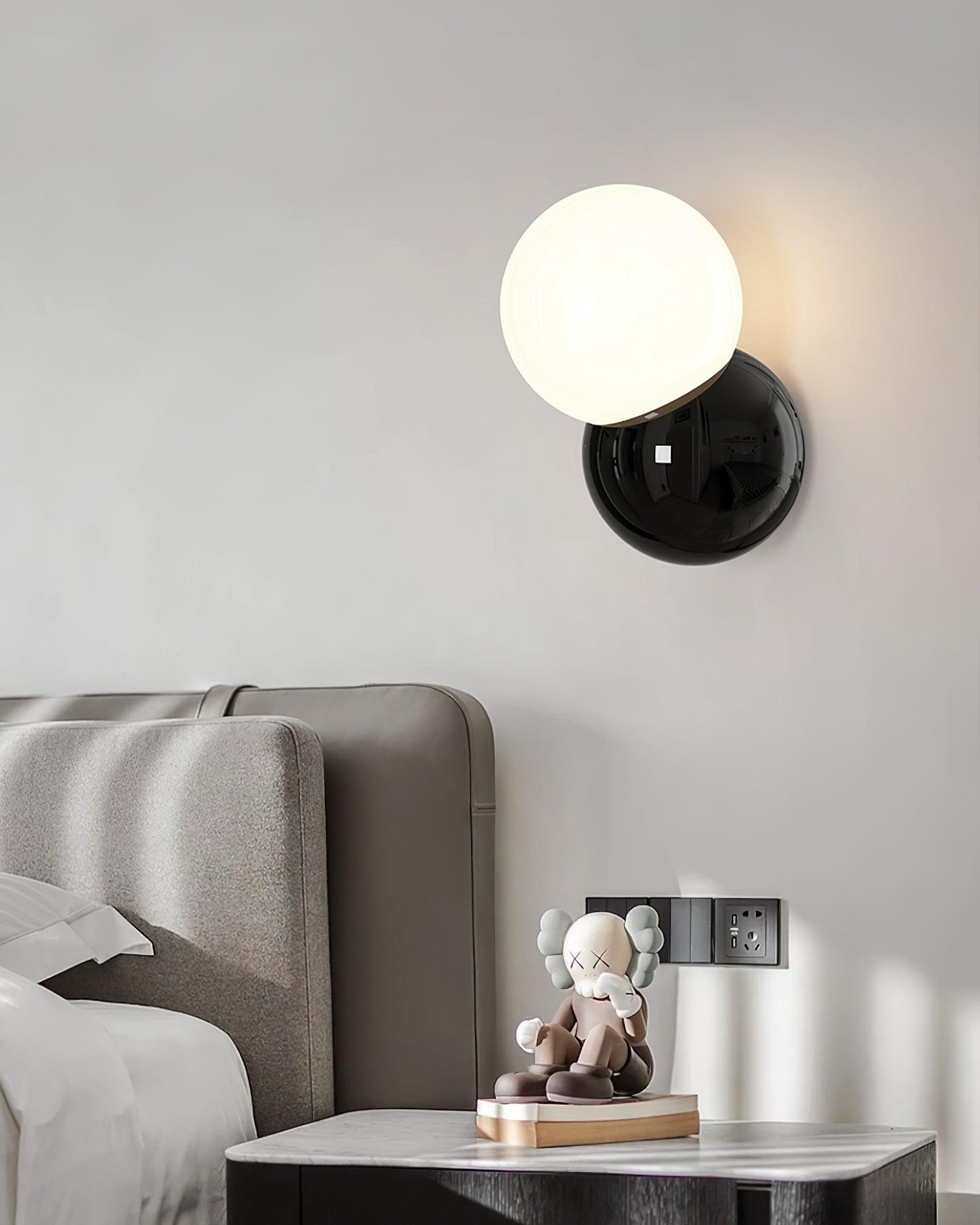 Nora  Wall Lamp
