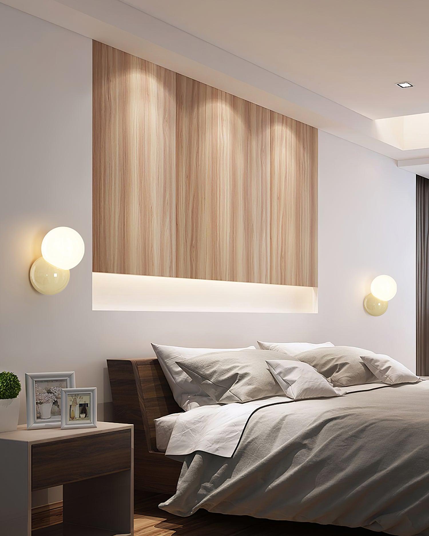 Nora  Wall Lamp