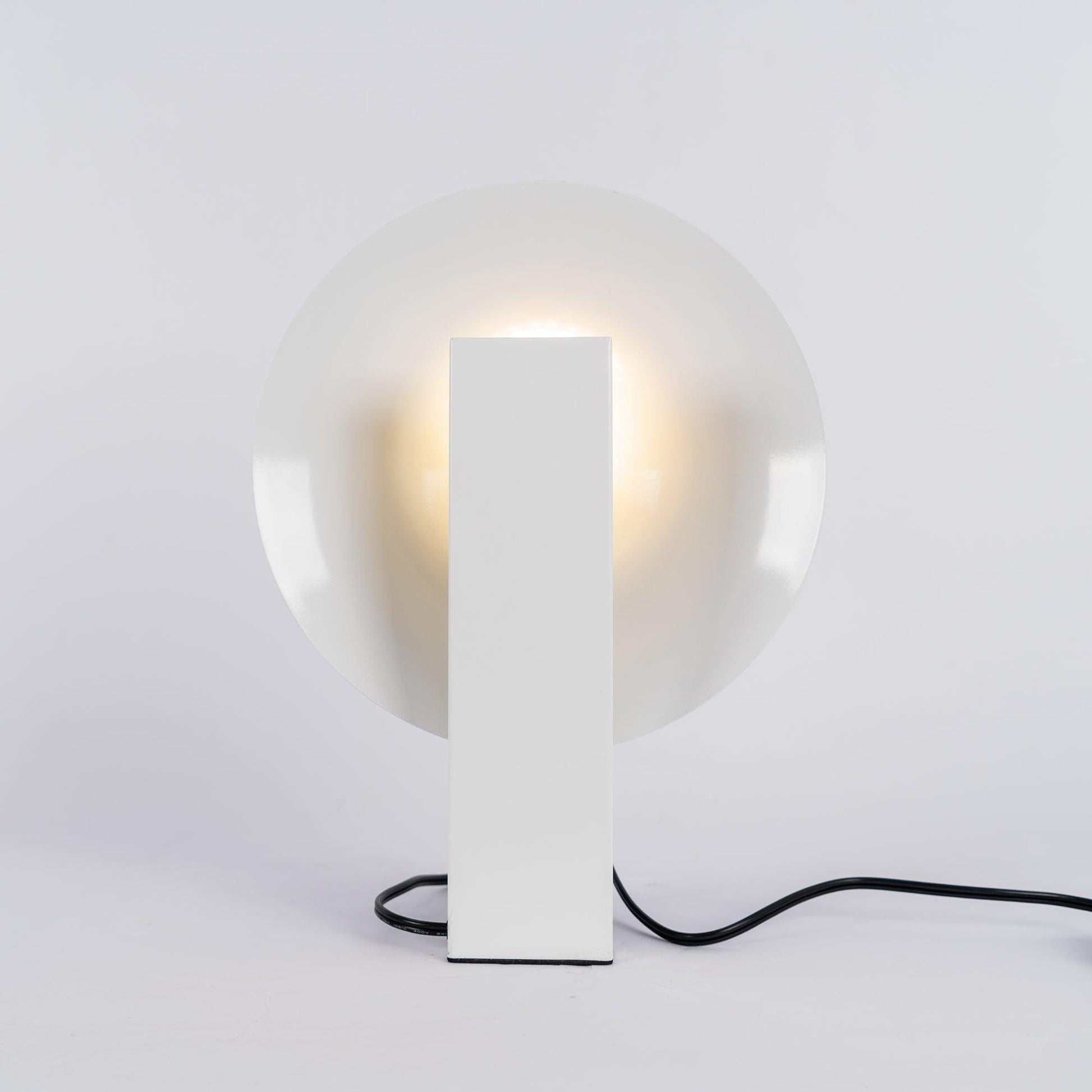 Cis Minimalist Table Lamp-Neutral Decor