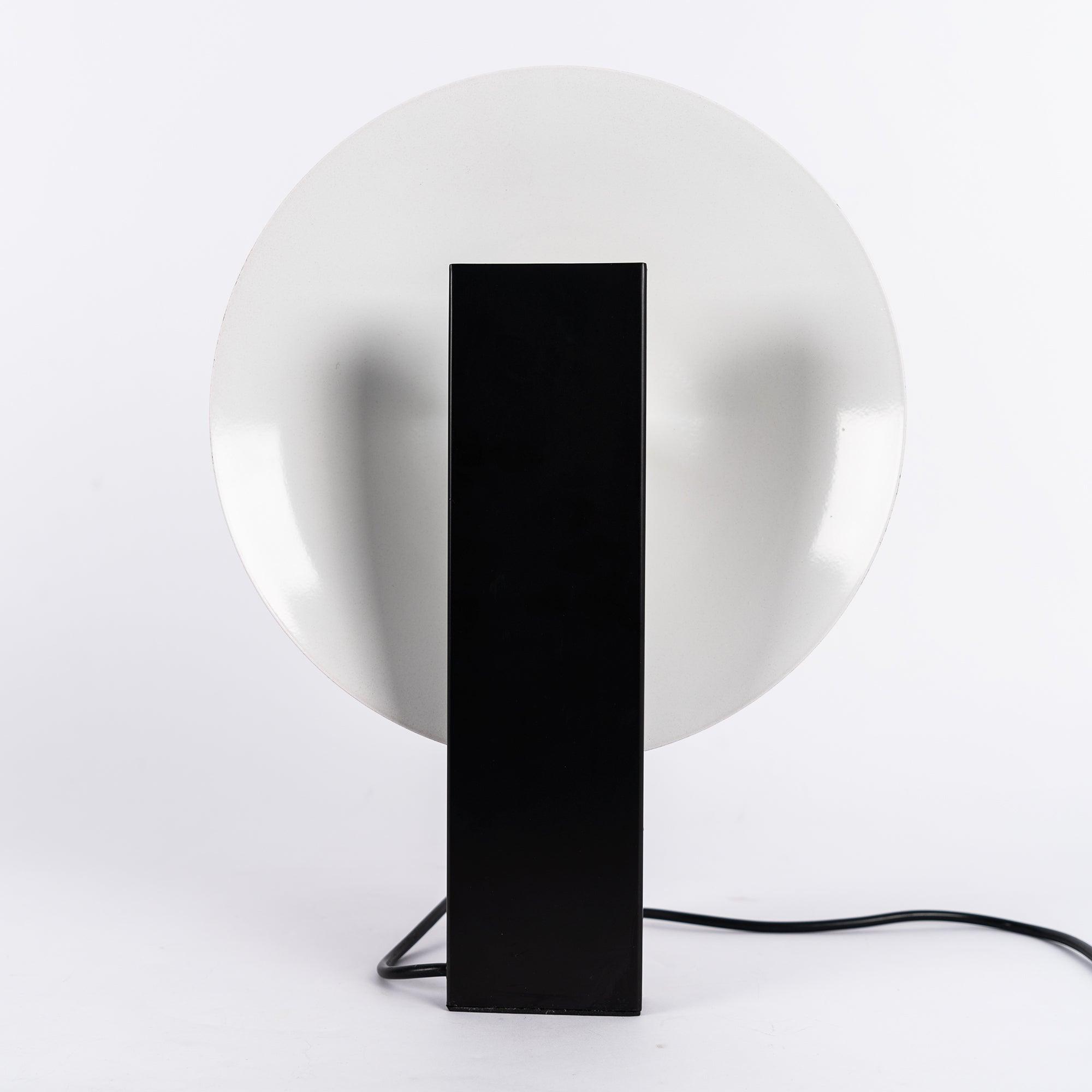 Cis Minimalist Table Lamp-Neutral Decor